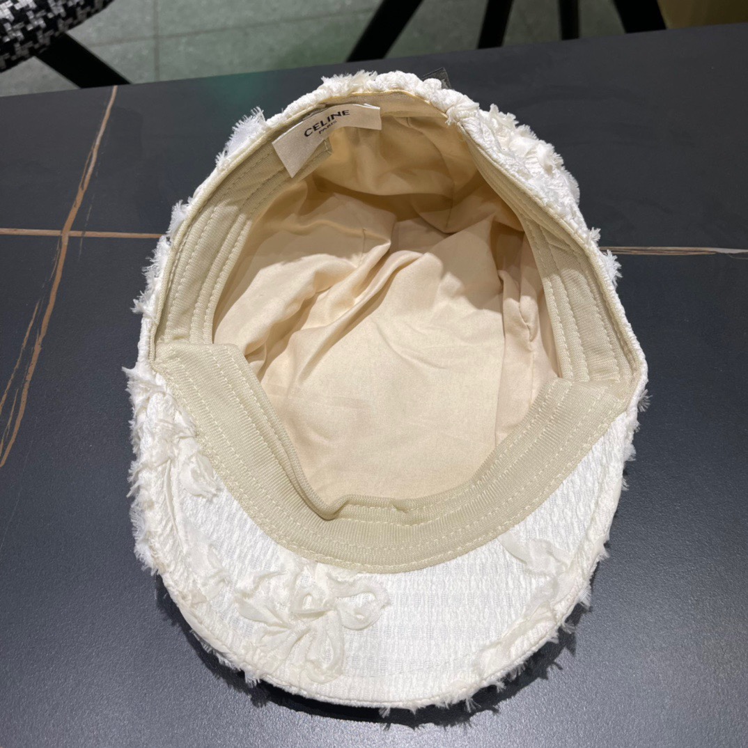 【CELINE赛琳】2024新款简约款贝雷帽，设计感满满，爆款出货，超级好搭，新款上架