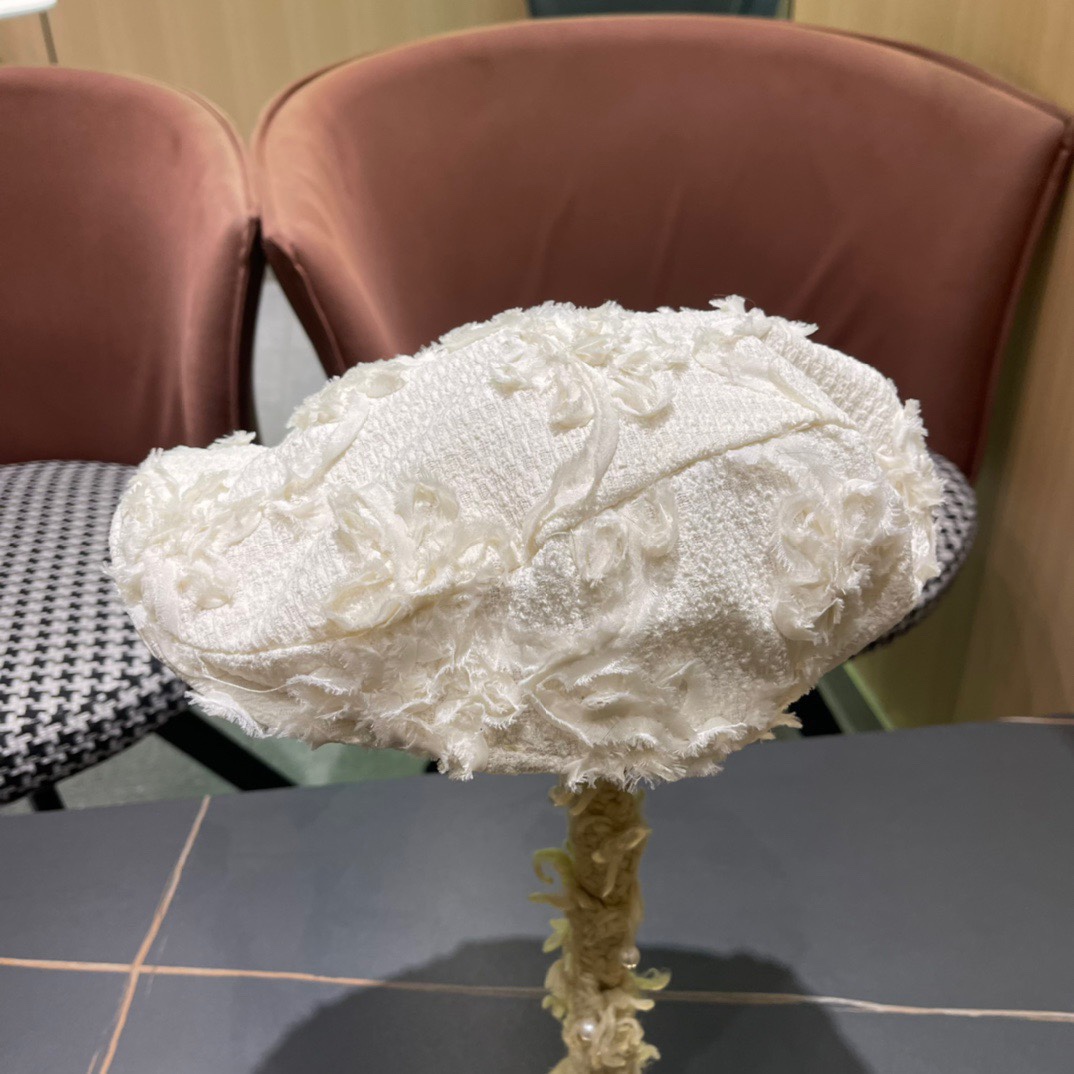 【CELINE赛琳】2024新款简约款贝雷帽，设计感满满，爆款出货，超级好搭，新款上架