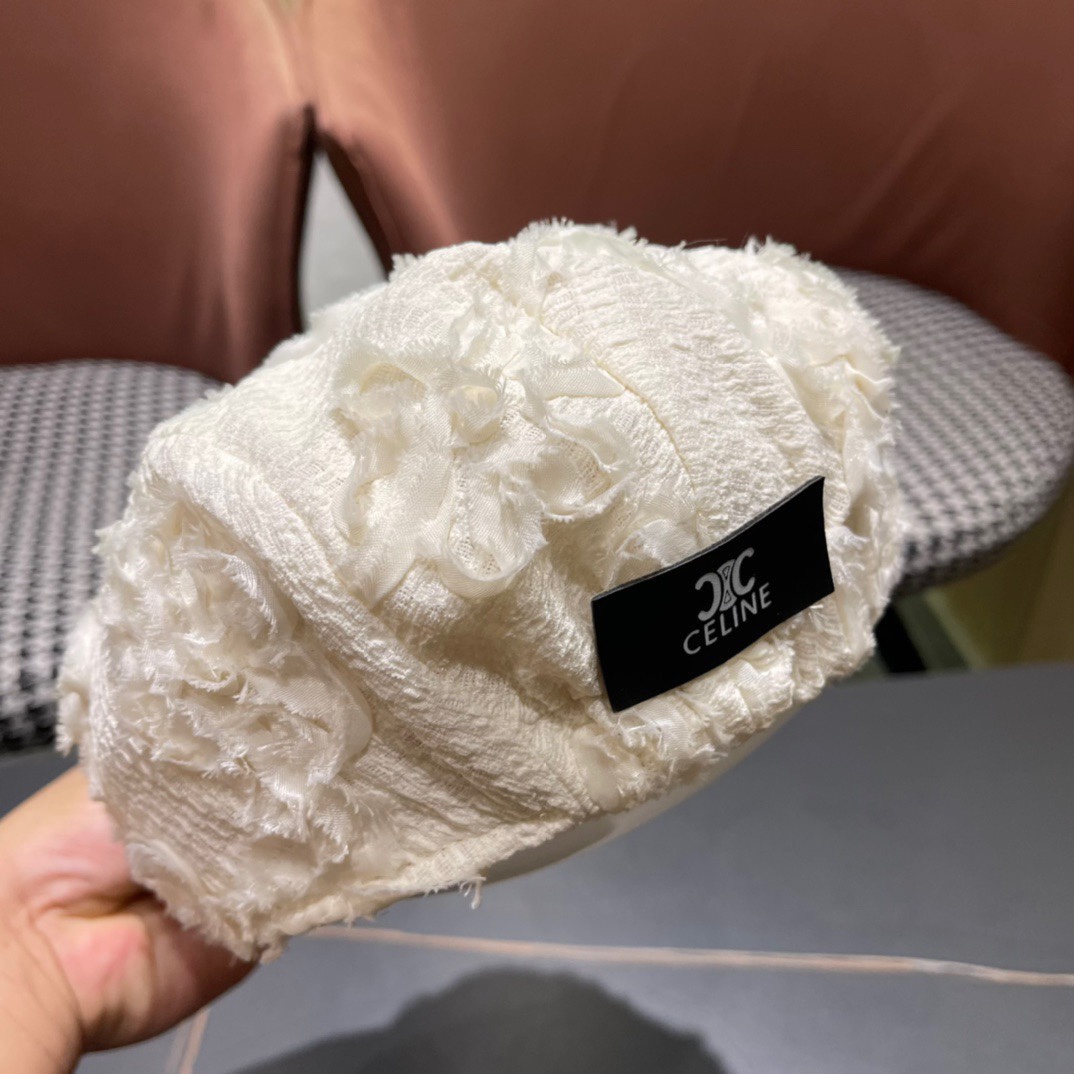 【CELINE赛琳】2024新款简约款贝雷帽，设计感满满，爆款出货，超级好搭，新款上架