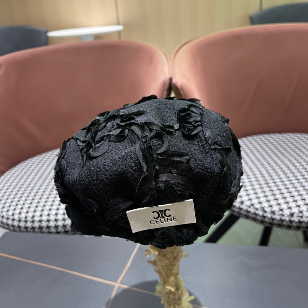 【CELINE赛琳】2024新款简约款贝雷帽，设计感满满，爆款出货，超级好搭，新款上架