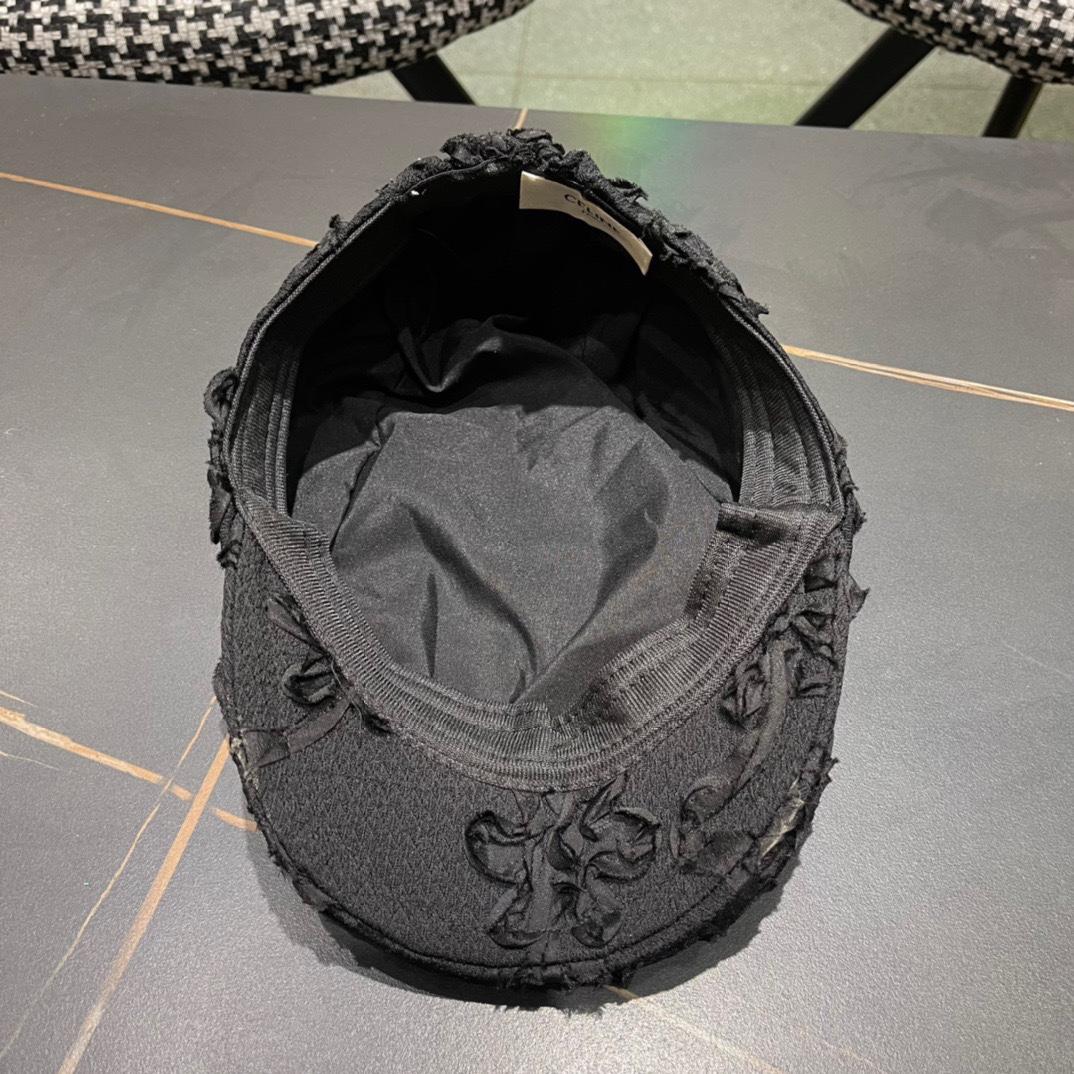 【CELINE赛琳】2024新款简约款贝雷帽，设计感满满，爆款出货，超级好搭，新款上架