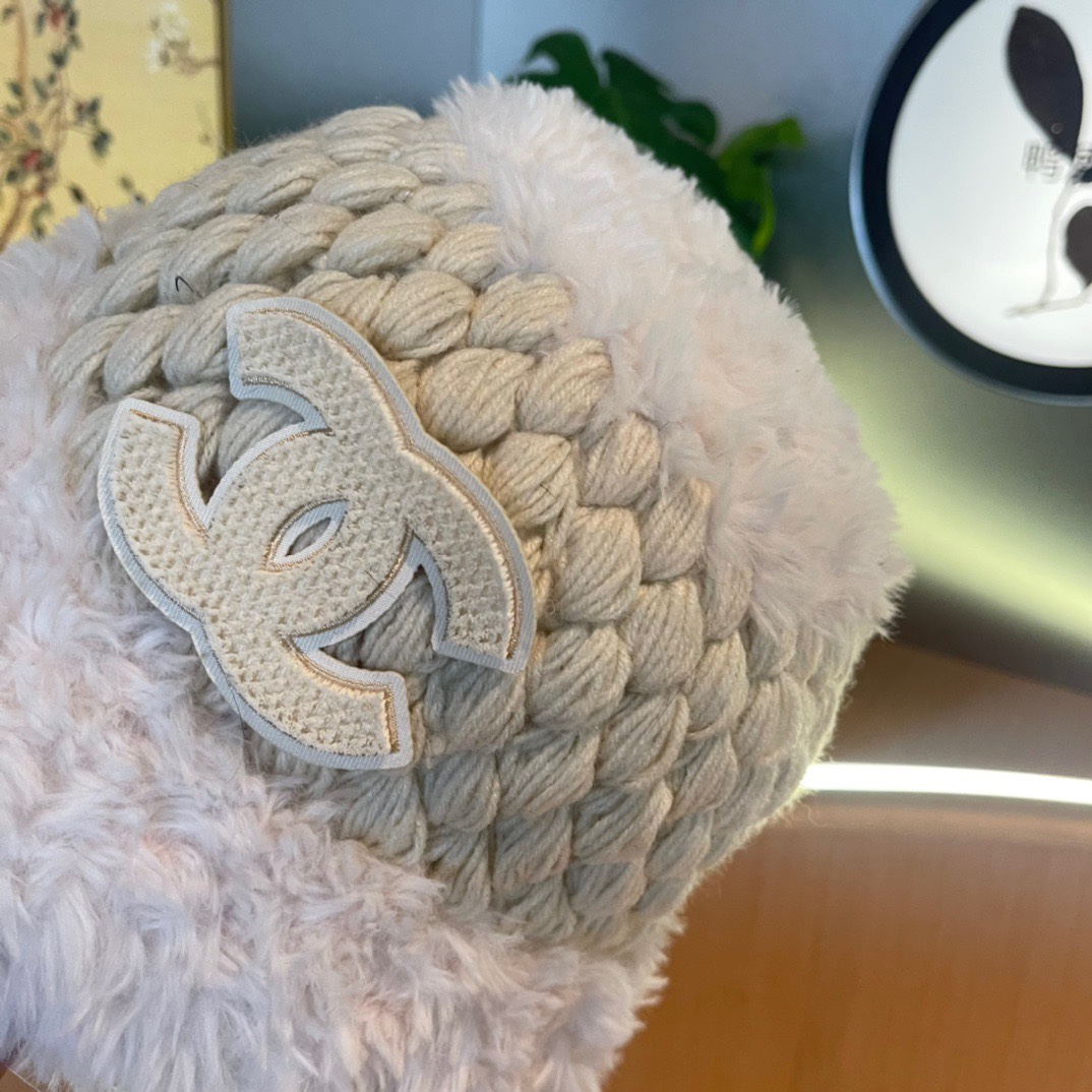 【CHANEL香奈儿】2024新款秋款麻花针织渔夫帽🌈 毛毛盆帽百搭休闲～小香风