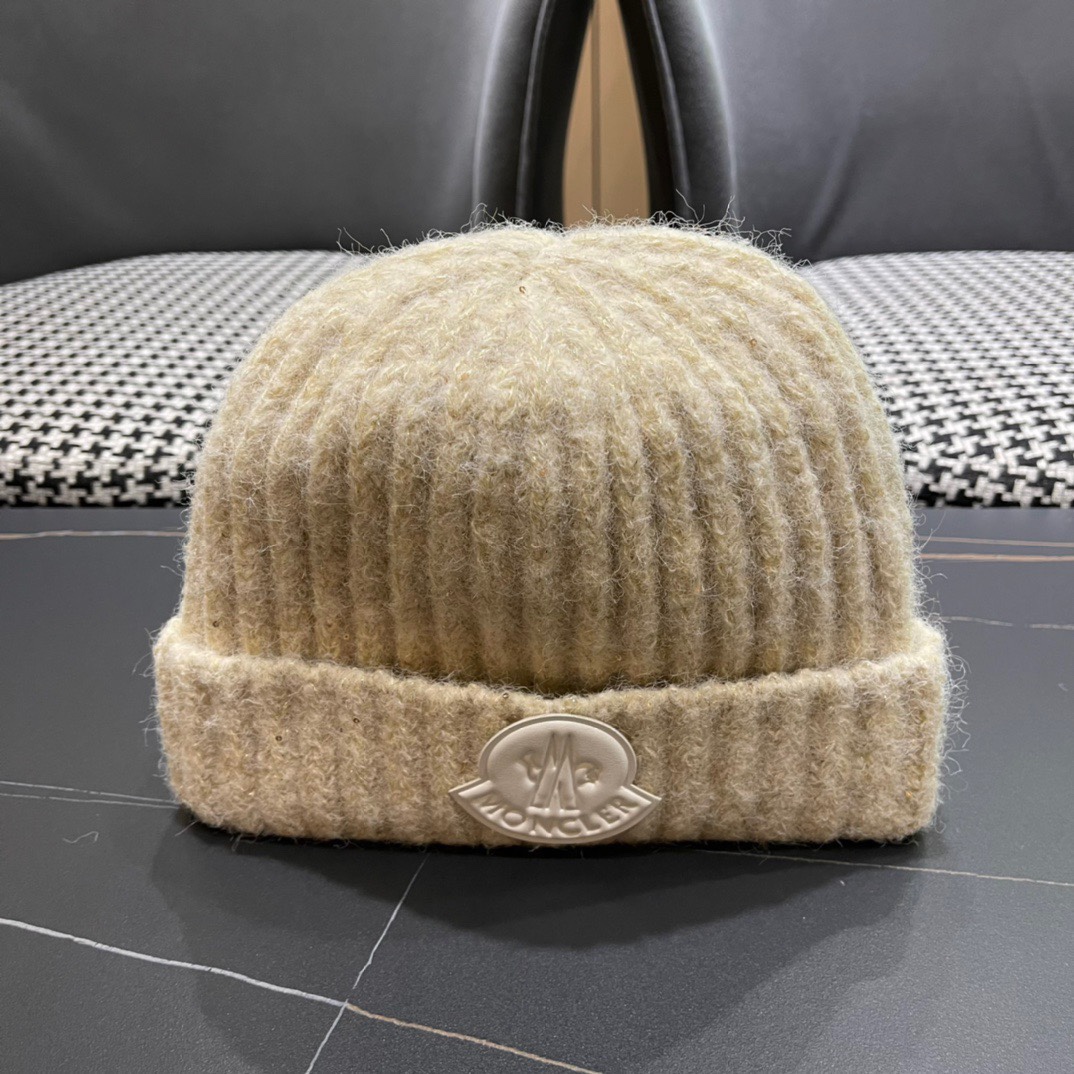 NO:218732,MONCLER cover-mouthed knitted wool hat, good quality, high-end and elegant, super soft!  Super hot and beautiful texture, very good match when going out!  Fashion trend!  Essential items for autumn and winter, hats, fisherman hats, baseball hats, knit hats, hats, christian louboutin, Moncler, espadrilles, hats19860909MONCLER蒙口针织毛线帽,好品质高端大气,超柔软！超火爆质感很赞,出街超好搭配！时尚潮流！秋冬必备单品,帽子渔夫帽棒球帽针织帽,帽子,christian louboutin,Moncler,espadrilles,hats,hat