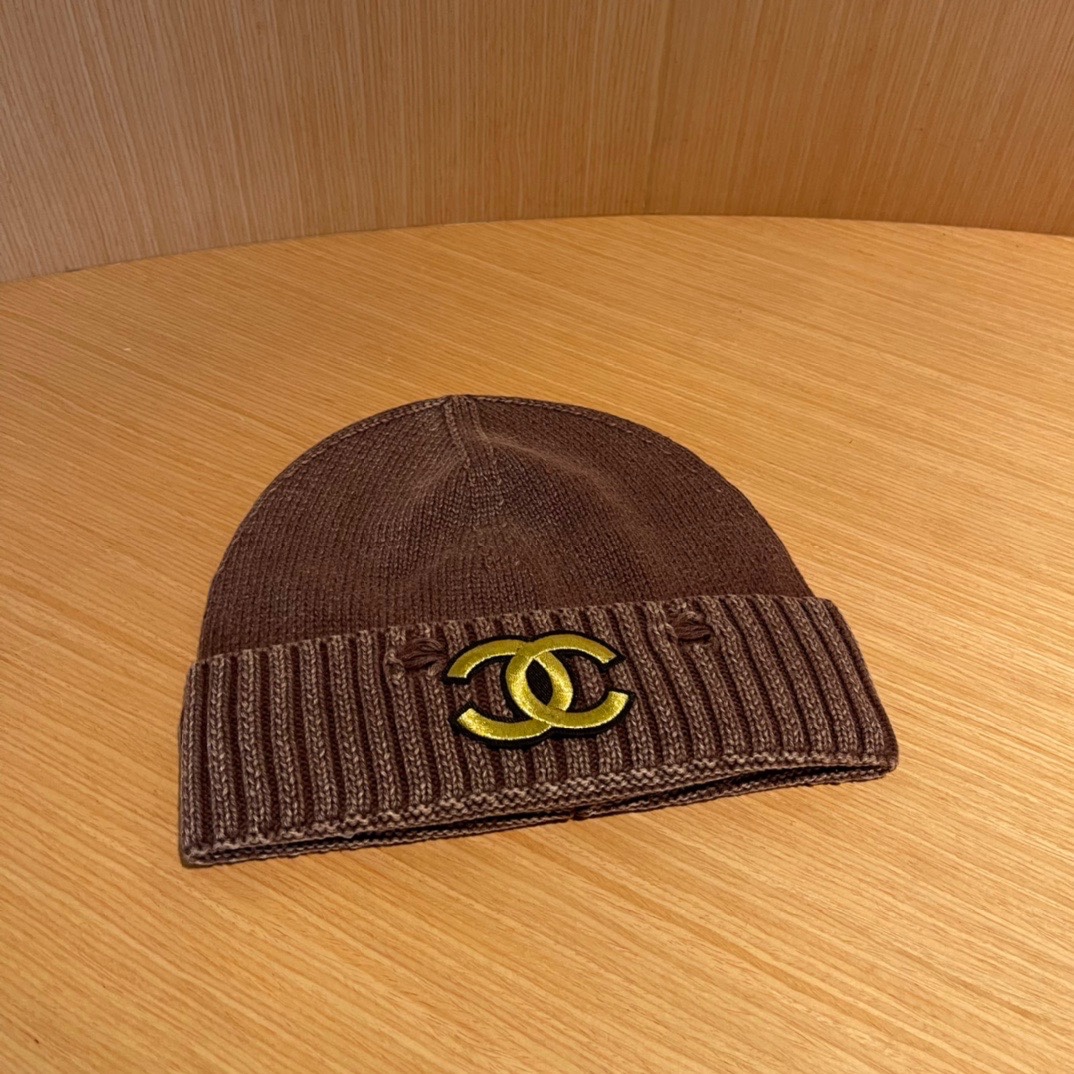 NO:218758,【CHANEL Chanel】New ripped small fragrance style wool ball knitted wool hat, big brand series, light luxury hat full of hat Fisherman hat Baseball hat Knitted hat, hat, chanel, chanel, espadrilles, hats19860909【CHANEL香奈儿】新款破洞小香风毛球针织毛线帽,大牌系列,轻奢感满满帽子渔夫帽棒球帽针织帽,帽子,chanel,chanel,espadrilles,hats,hat