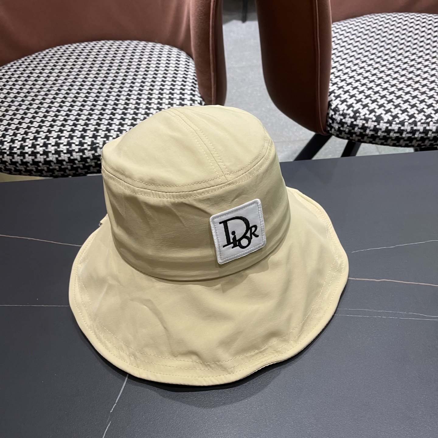  迪奥Dior韩版蝴蝶结渔夫帽子女款夏天配裙子遮阳盆帽脸小
大檐防晒太阳帽