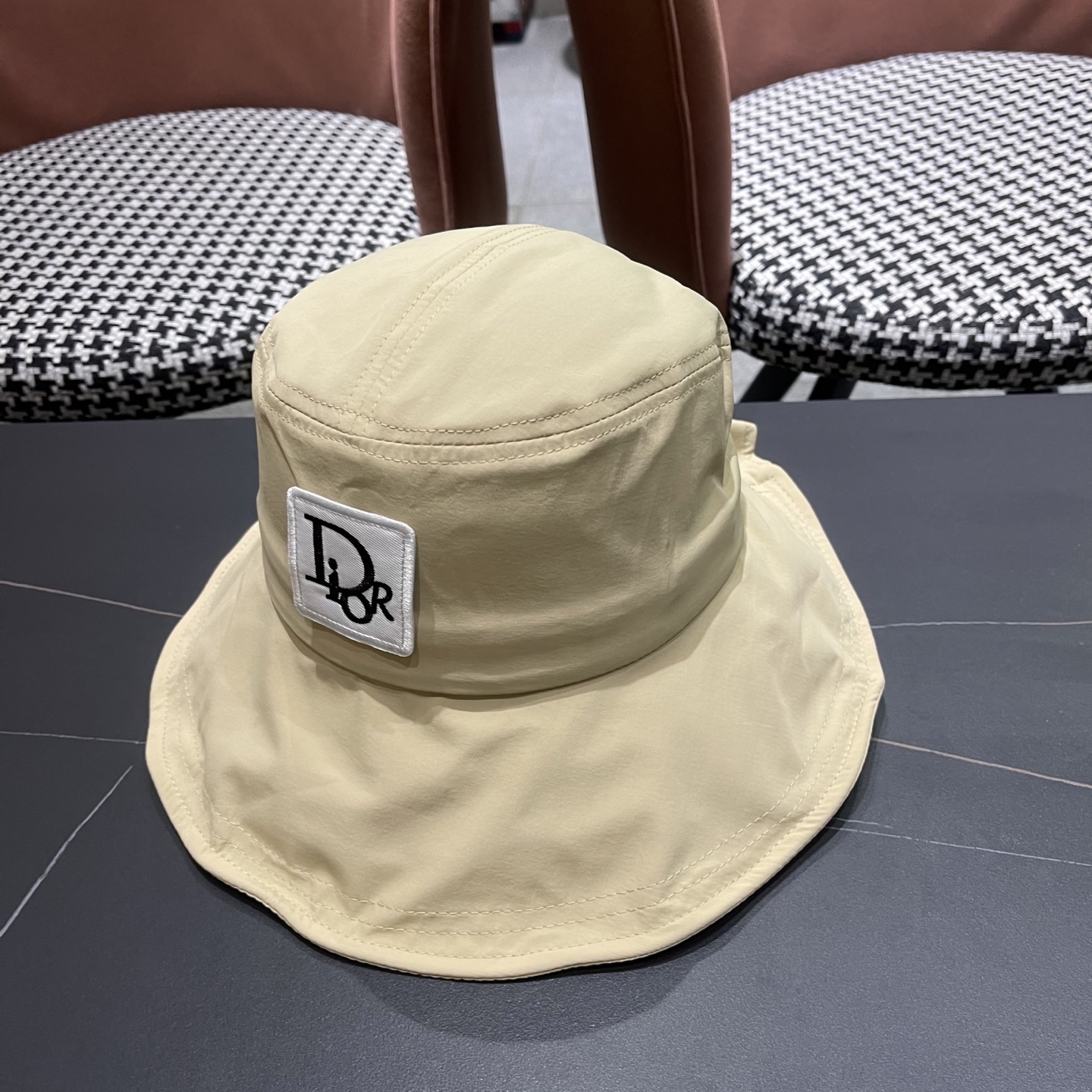  迪奥Dior韩版蝴蝶结渔夫帽子女款夏天配裙子遮阳盆帽脸小
大檐防晒太阳帽