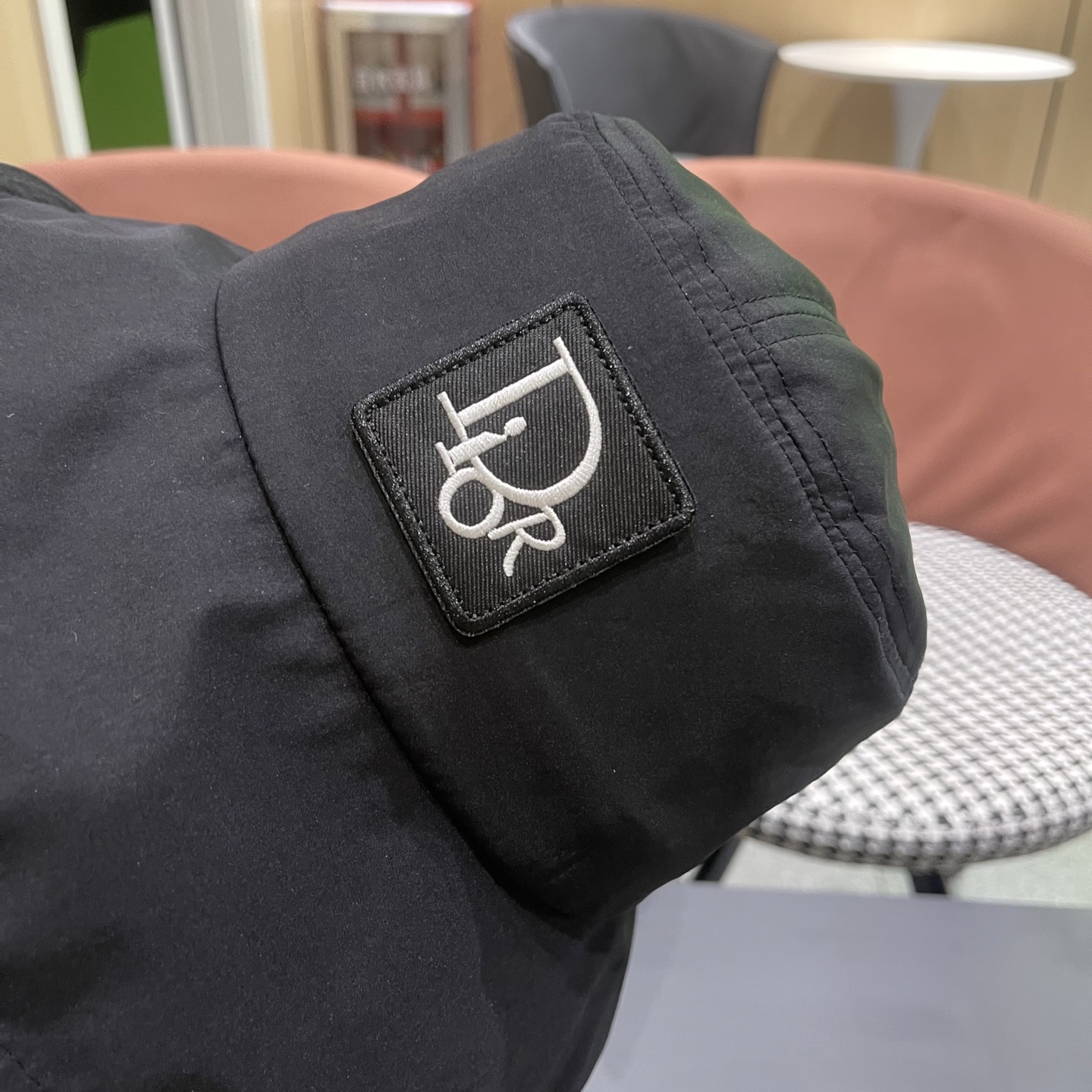  迪奥Dior韩版蝴蝶结渔夫帽子女款夏天配裙子遮阳盆帽脸小
大檐防晒太阳帽