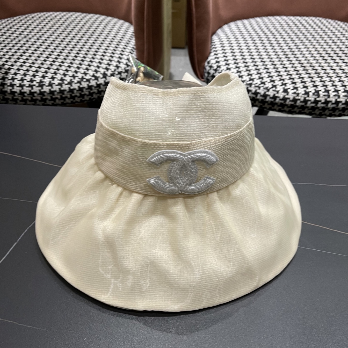 【CHANEL香奈儿】2025新款大帽檐遮阳帽女夏季防晒防紫外线海边空顶帽显脸小太阳帽