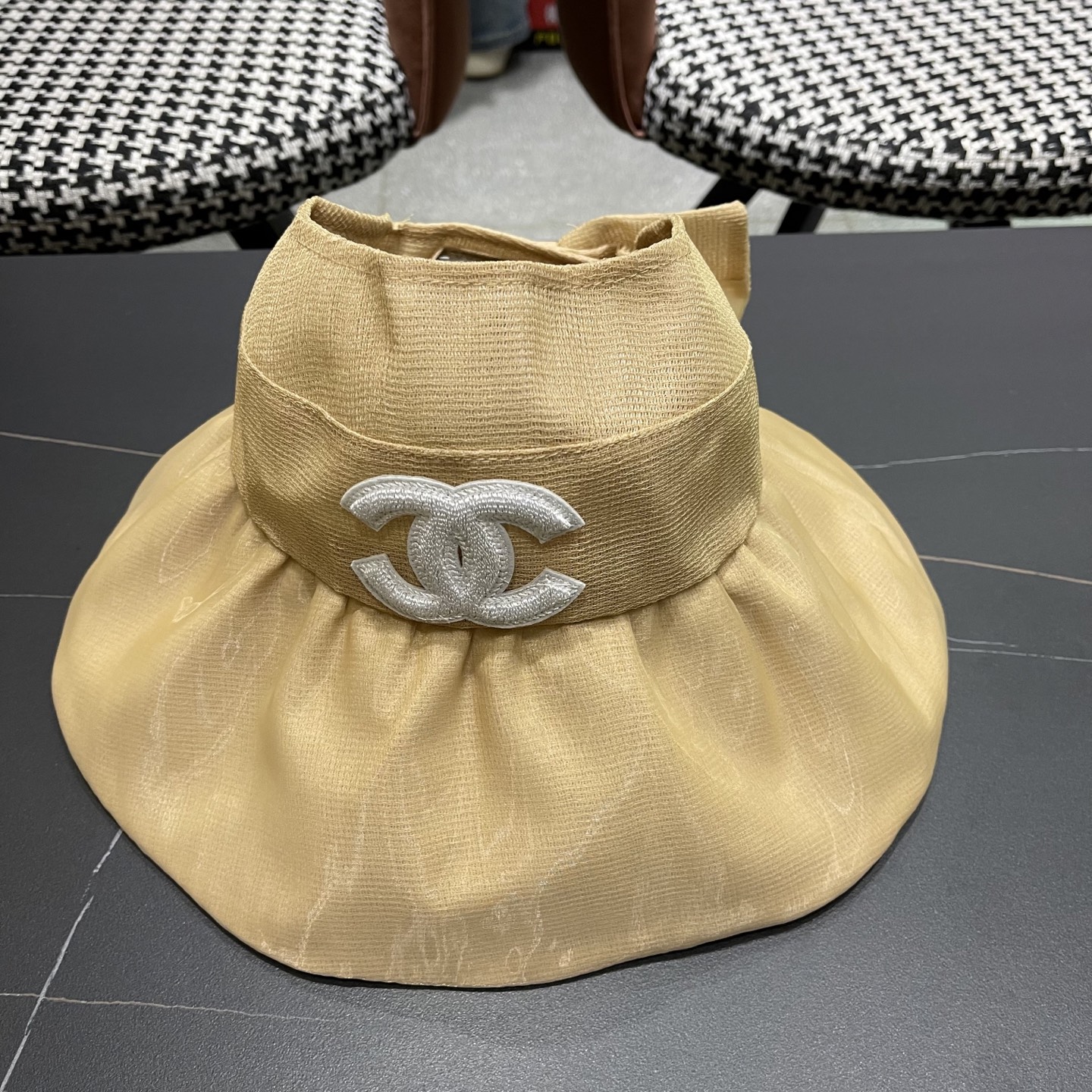 【CHANEL香奈儿】2025新款大帽檐遮阳帽女夏季防晒防紫外线海边空顶帽显脸小太阳帽