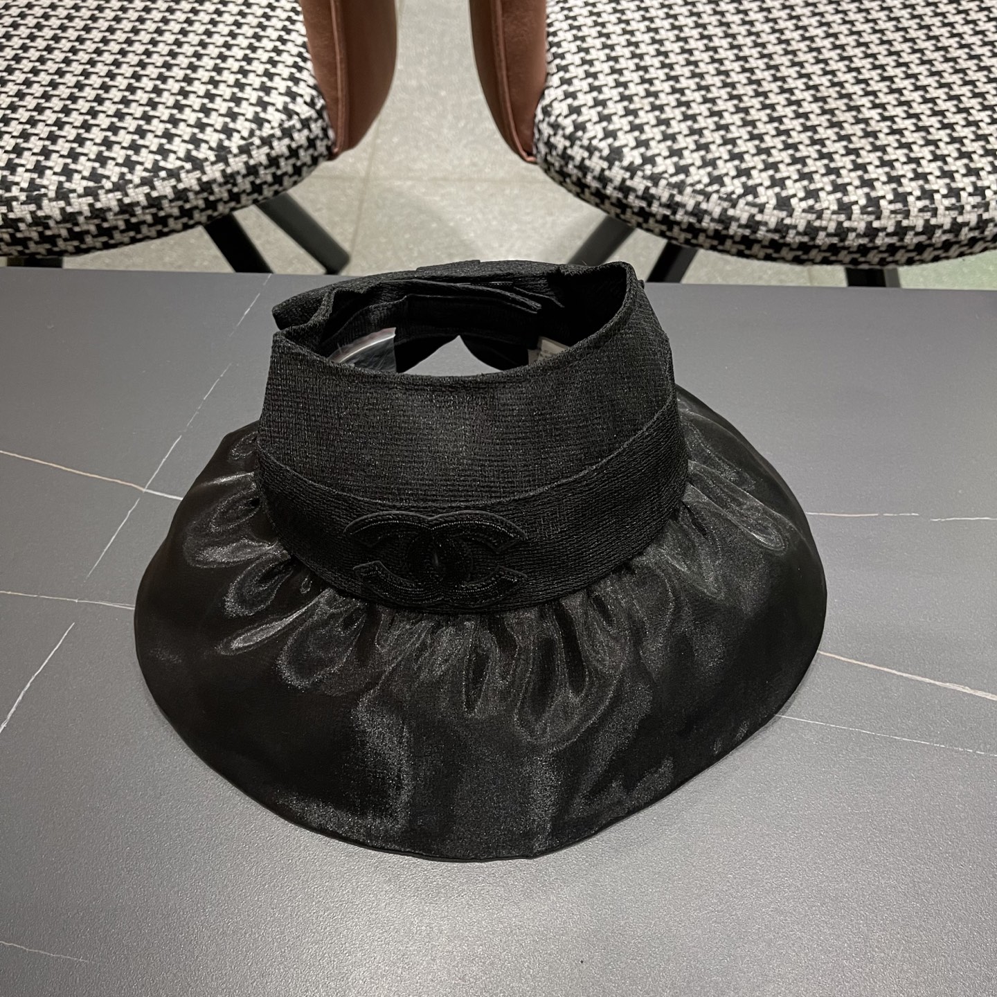 【CHANEL香奈儿】2025新款大帽檐遮阳帽女夏季防晒防紫外线海边空顶帽显脸小太阳帽