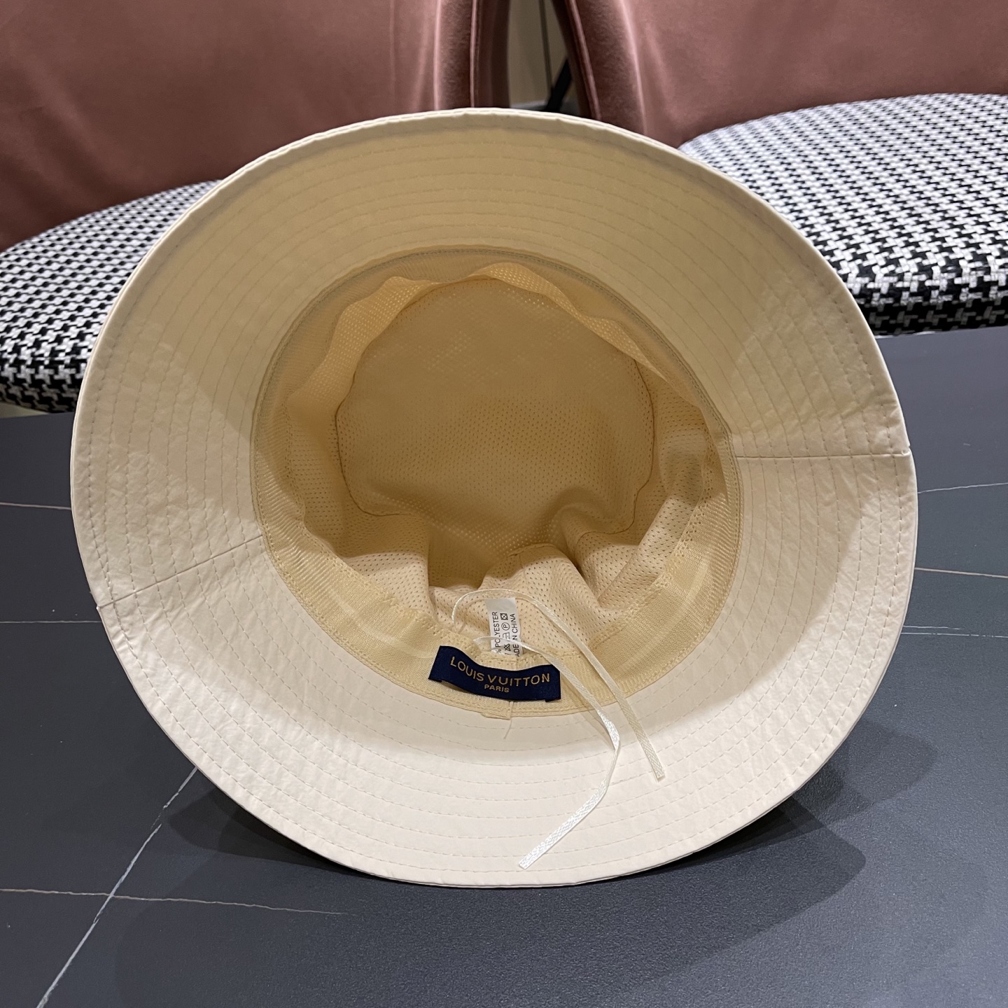 💛【LV路易威登】2025新款简约速干渔夫帽，🔆百搭日常款～出街必备