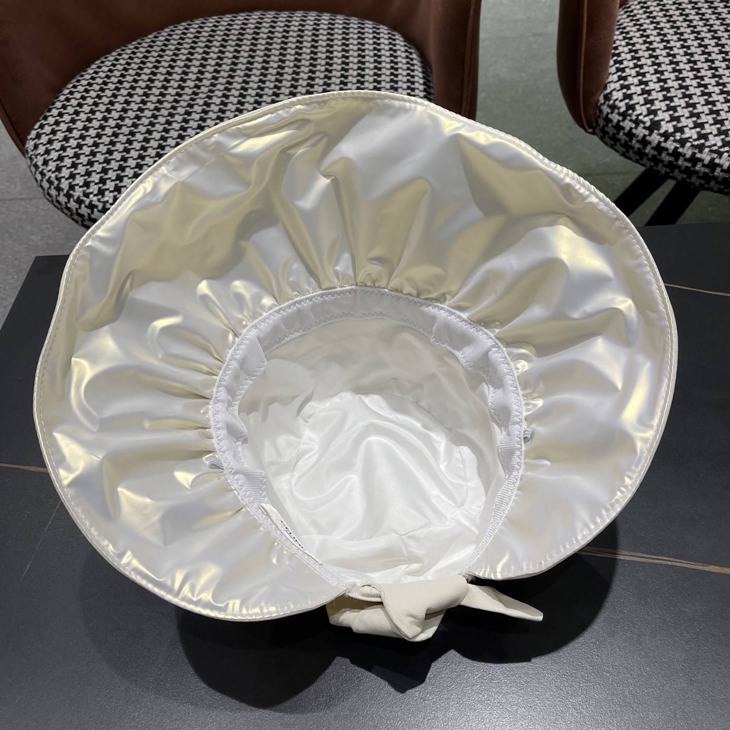  【CELINE赛琳】2025新款遮阳度假风渔夫帽，🔆百搭日常款～出街必备