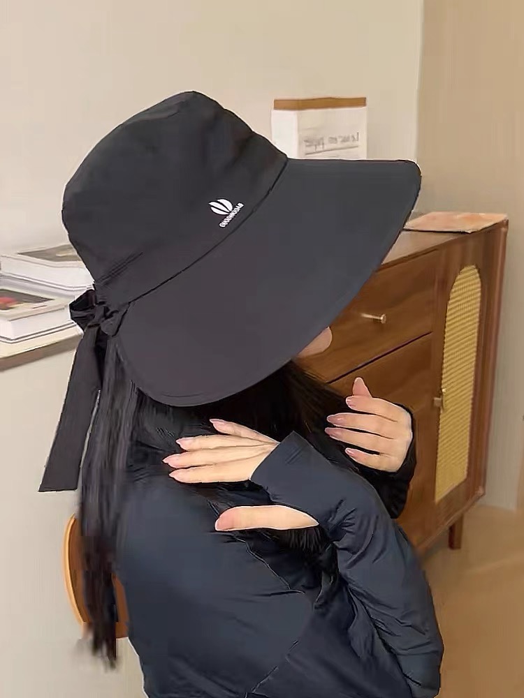  芬迪FENDI帽子女夏季新款渔夫帽防晒遮阳帽防紫外线大
帽檐太阳帽休闲帽盆帽