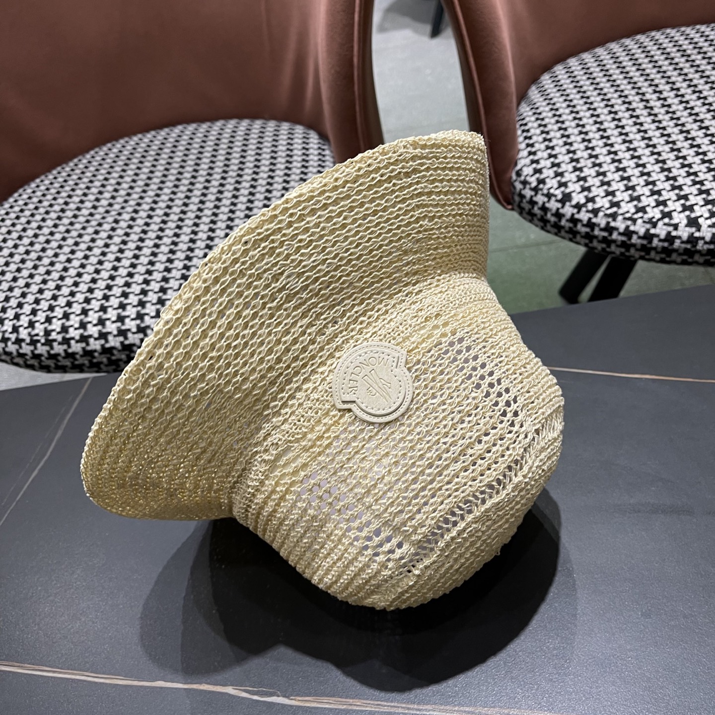  Moncler蒙口 高品质新款遮阳帽镂空渔夫帽戛季百搭出游圆顶
草帽防晒遮阳帽