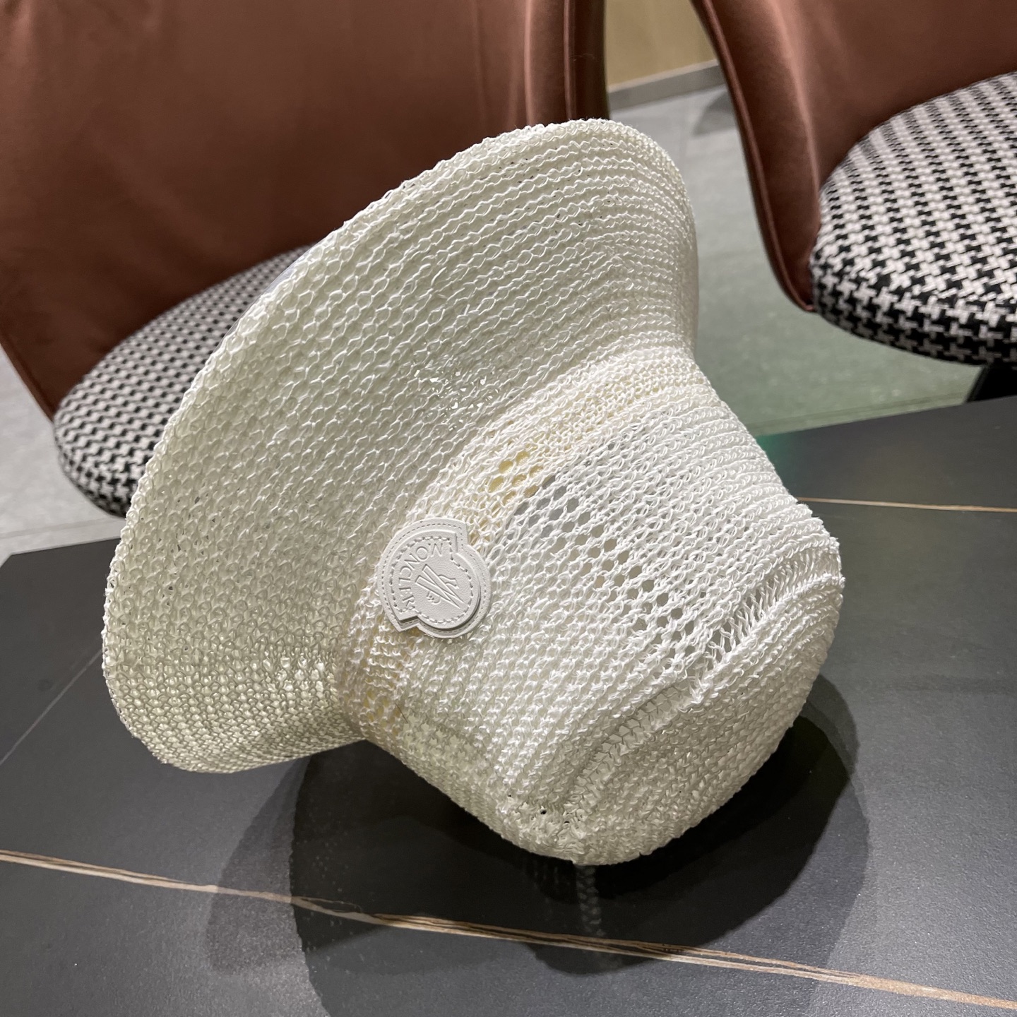  Moncler蒙口 高品质新款遮阳帽镂空渔夫帽戛季百搭出游圆顶
草帽防晒遮阳帽