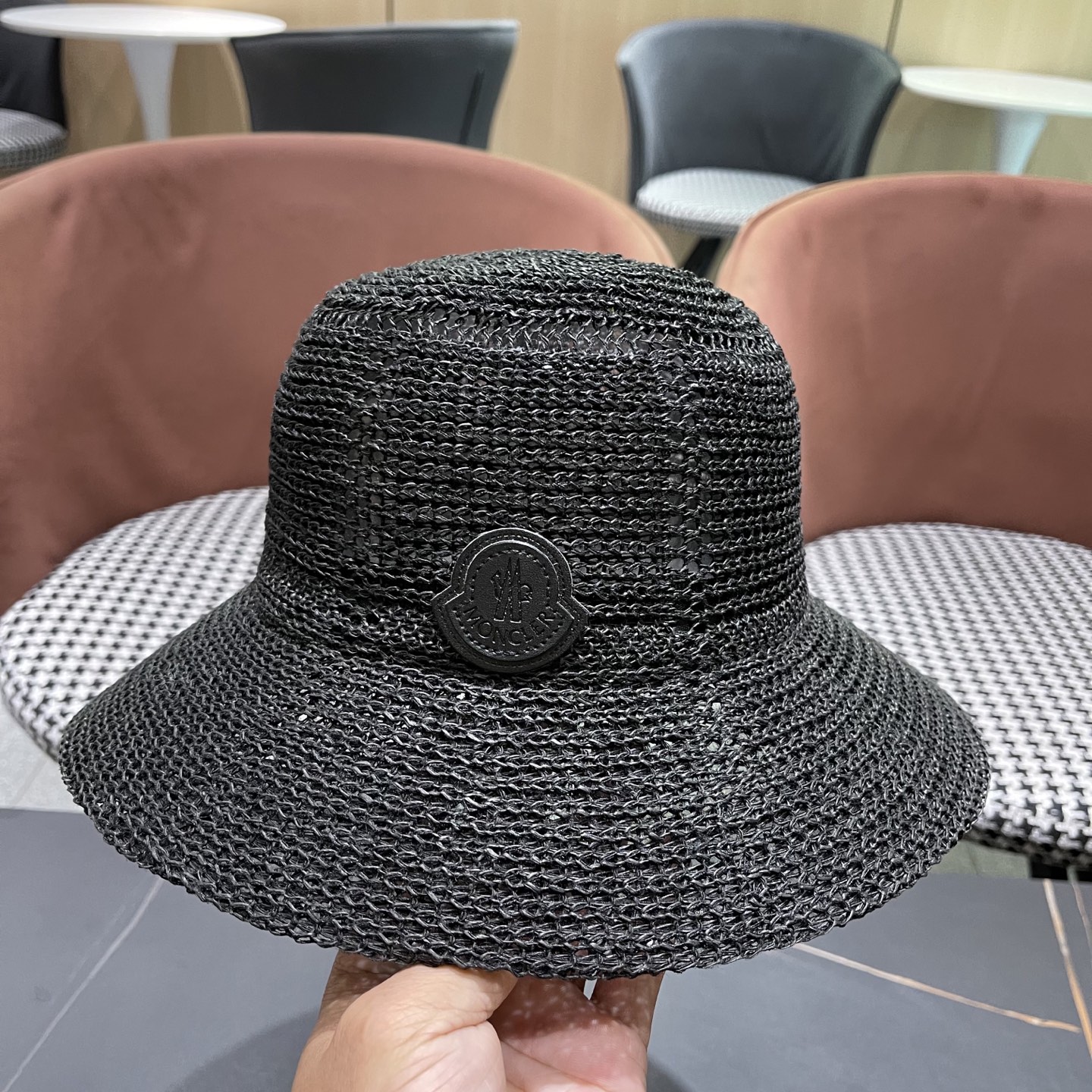  Moncler蒙口 高品质新款遮阳帽镂空渔夫帽戛季百搭出游圆顶
草帽防晒遮阳帽