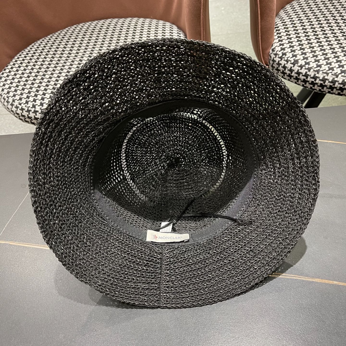  Moncler蒙口 高品质新款遮阳帽镂空渔夫帽戛季百搭出游圆顶
草帽防晒遮阳帽