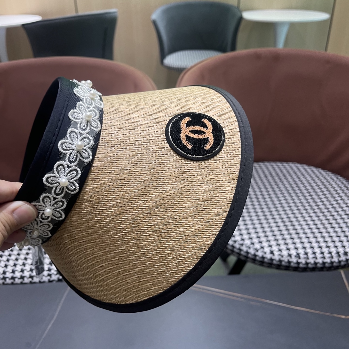 CHANEL香奈儿夏季黑胶防紫外线太阳帽韩版珍珠花边防晒空顶帽户外草编织遮阳帽