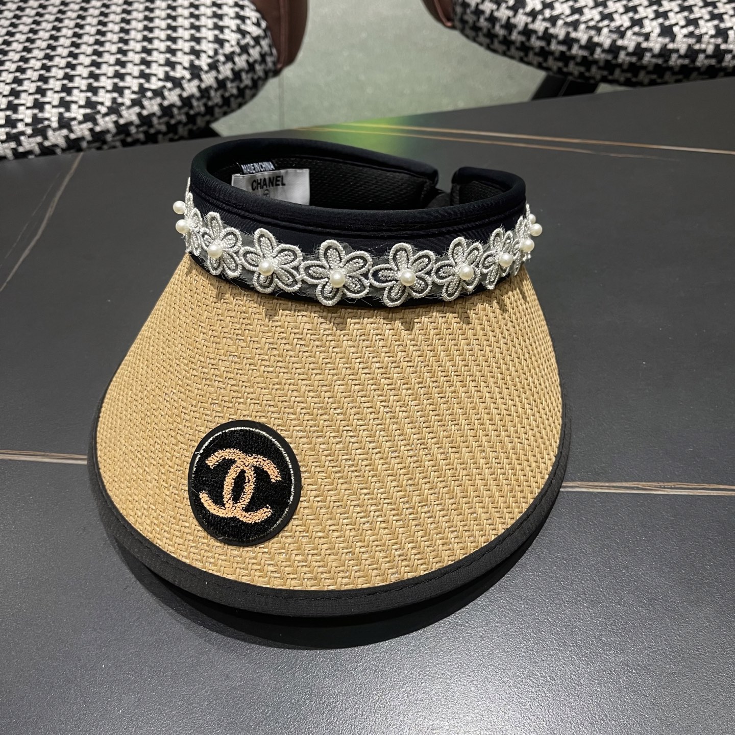 CHANEL香奈儿夏季黑胶防紫外线太阳帽韩版珍珠花边防晒空顶帽户外草编织遮阳帽