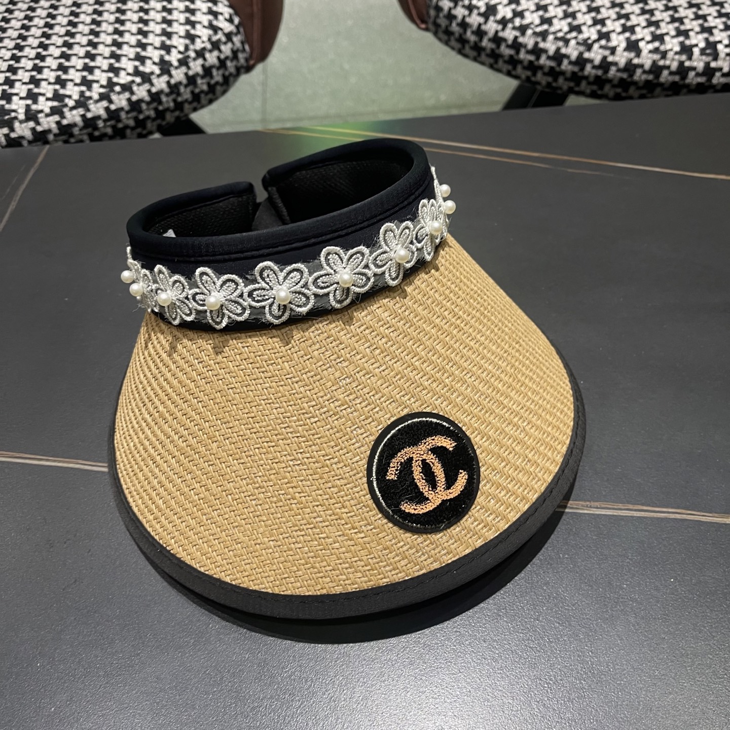CHANEL香奈儿夏季黑胶防紫外线太阳帽韩版珍珠花边防晒空顶帽户外草编织遮阳帽