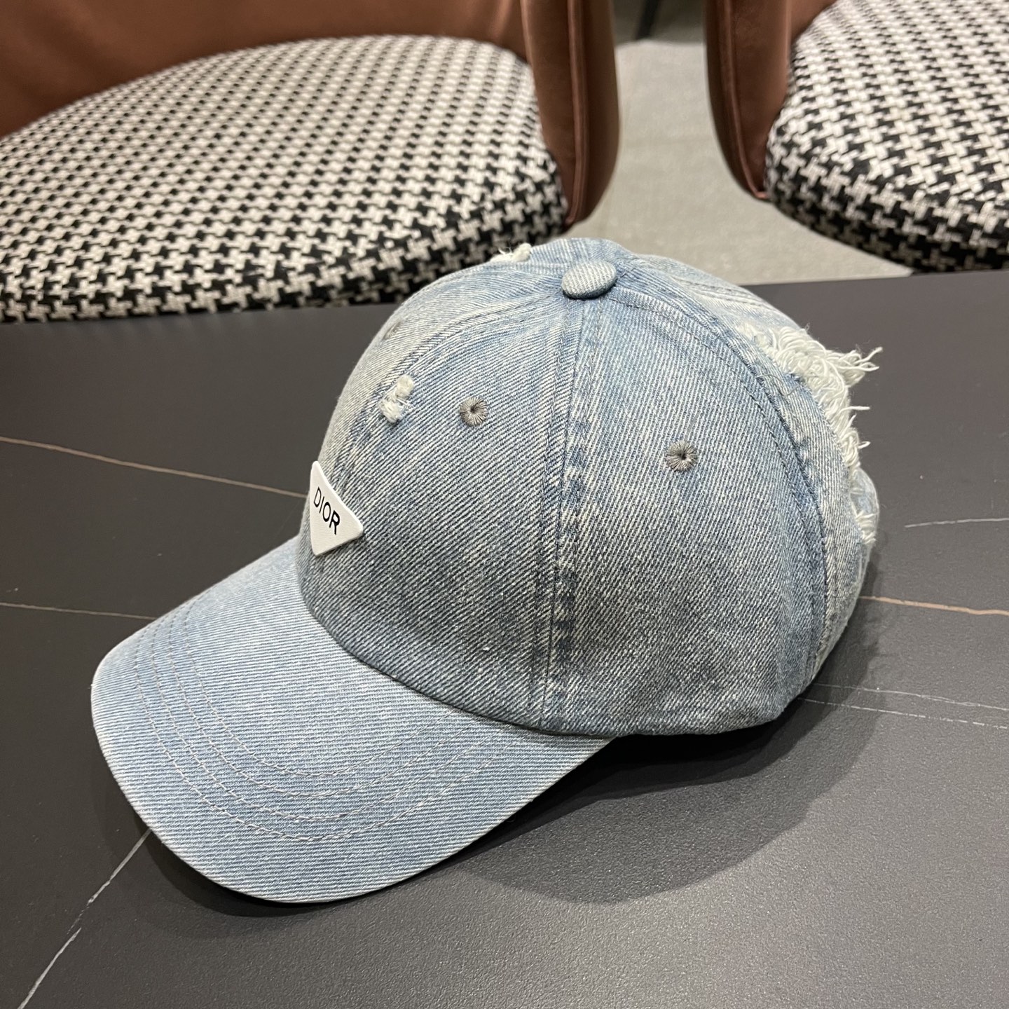   【DIOR迪奥】2025新款走量简约棒球帽🧢，新款出货，大牌款超好搭配，赶紧入手！