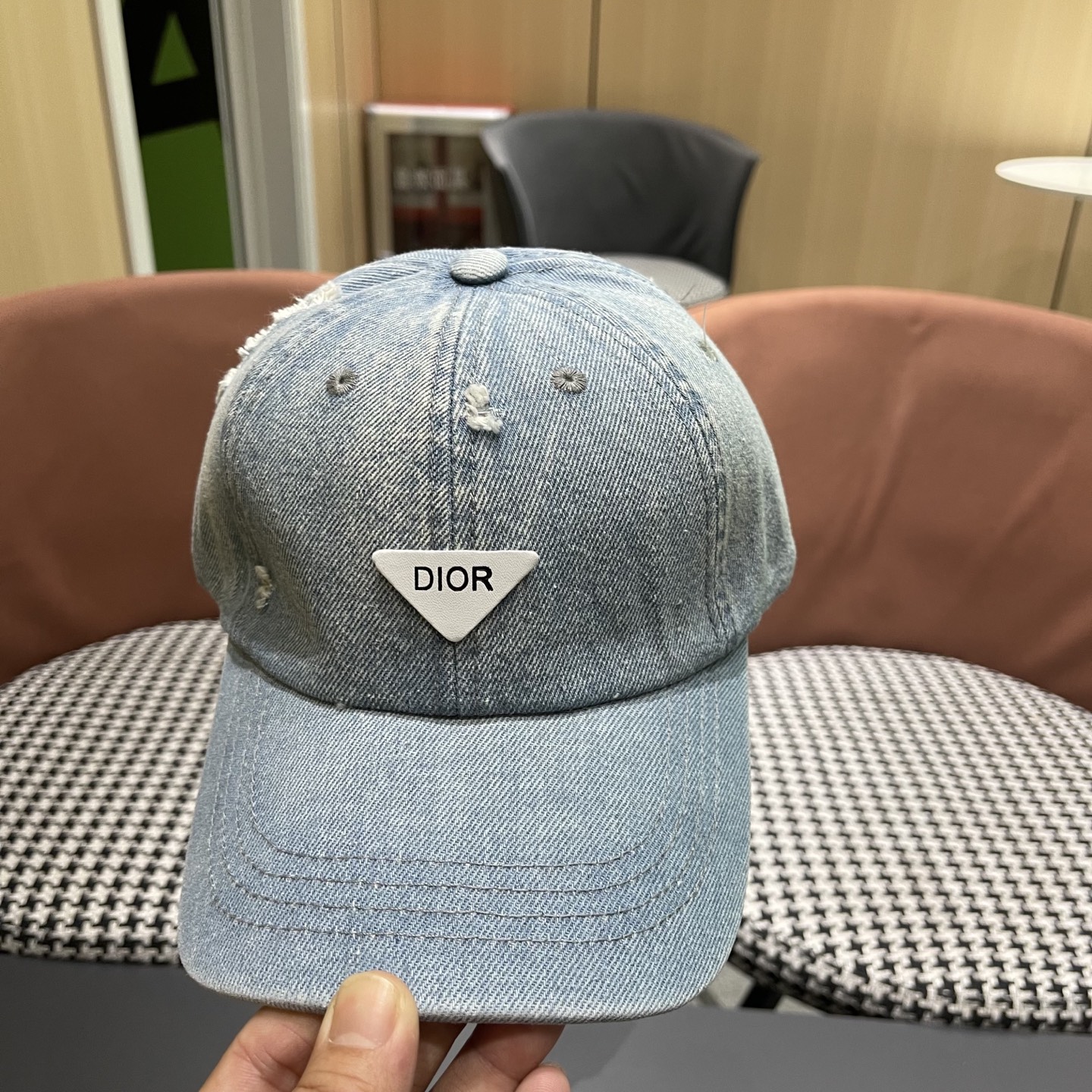   【DIOR迪奥】2025新款走量简约棒球帽🧢，新款出货，大牌款超好搭配，赶紧入手！
