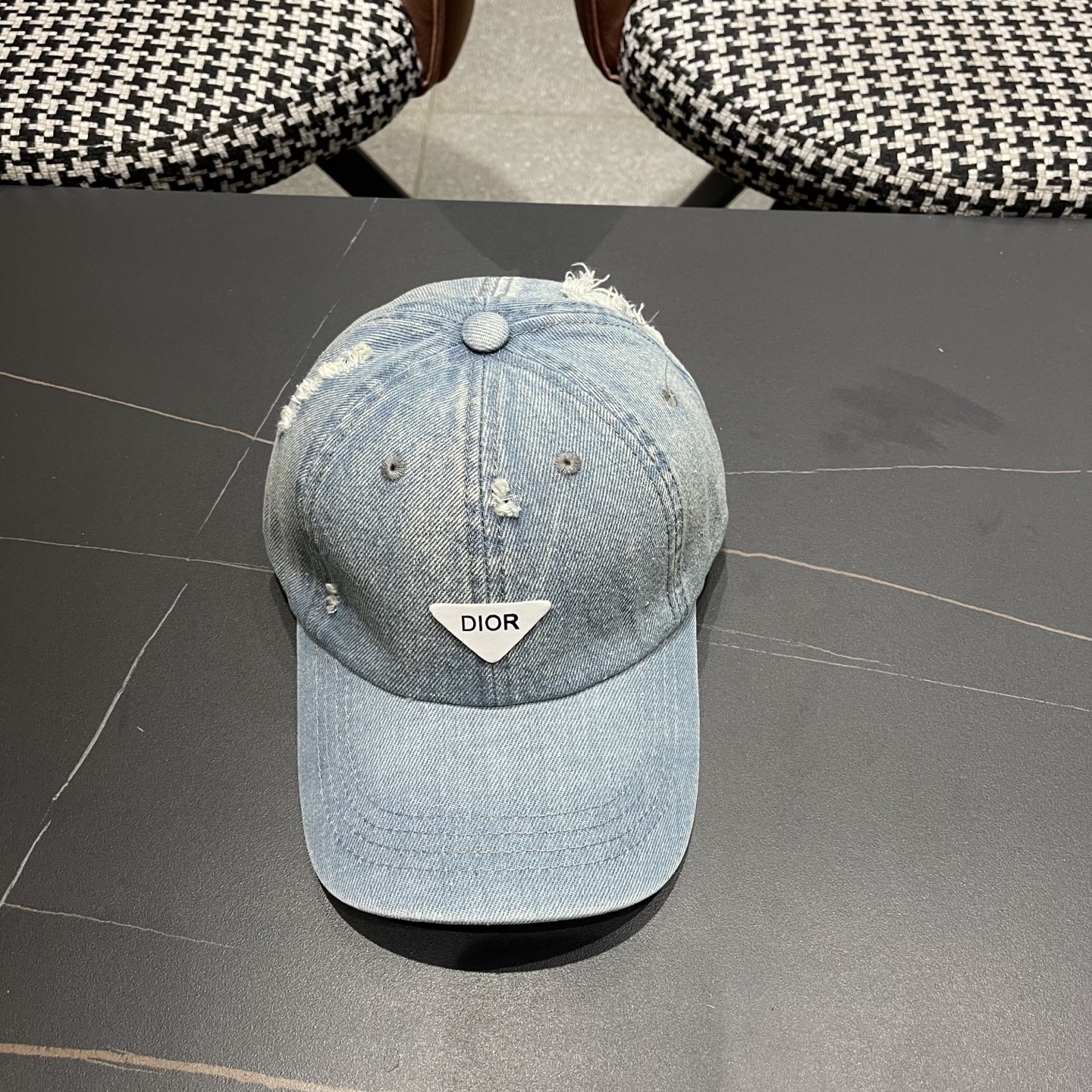   【DIOR迪奥】2025新款走量简约棒球帽🧢，新款出货，大牌款超好搭配，赶紧入手！