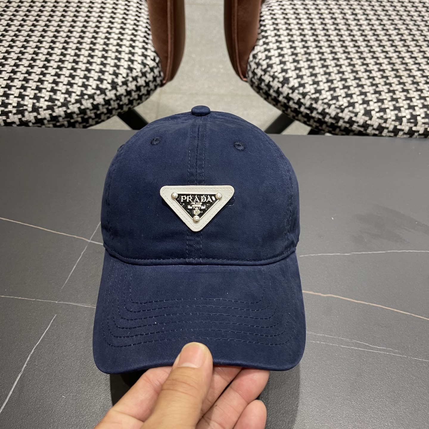  PRADA 普拉达 2025新品棒球帽 时尚潮流，高端做工！非一般的品质，细节看实拍哦