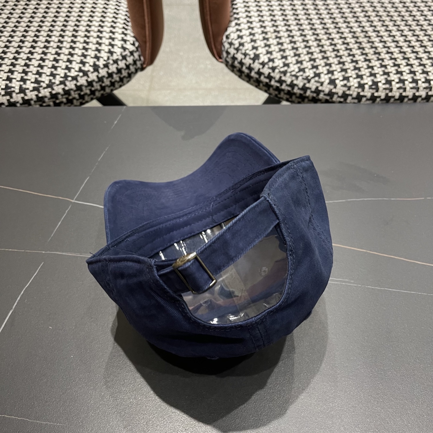  PRADA 普拉达 2025新品棒球帽 时尚潮流，高端做工！非一般的品质，细节看实拍哦