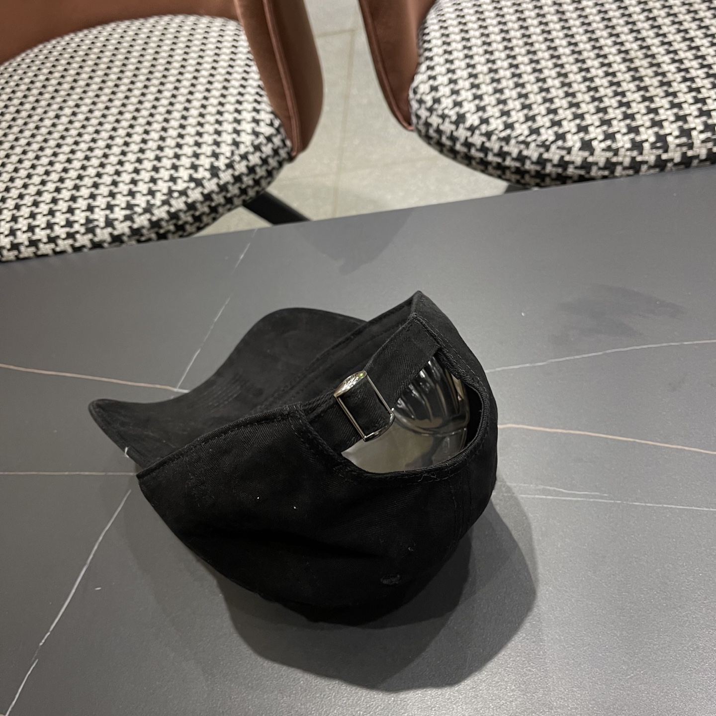  PRADA 普拉达 2025新品棒球帽 时尚潮流，高端做工！非一般的品质，细节看实拍哦