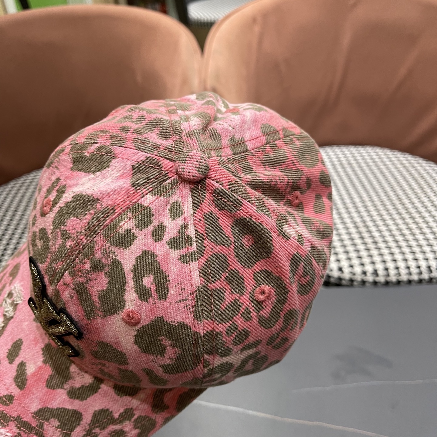 棒球帽， 渔夫帽 Lv路易威登 新款豹纹棒球帽 女韩版百搭日系复
古盆帽潮渔夫帽女