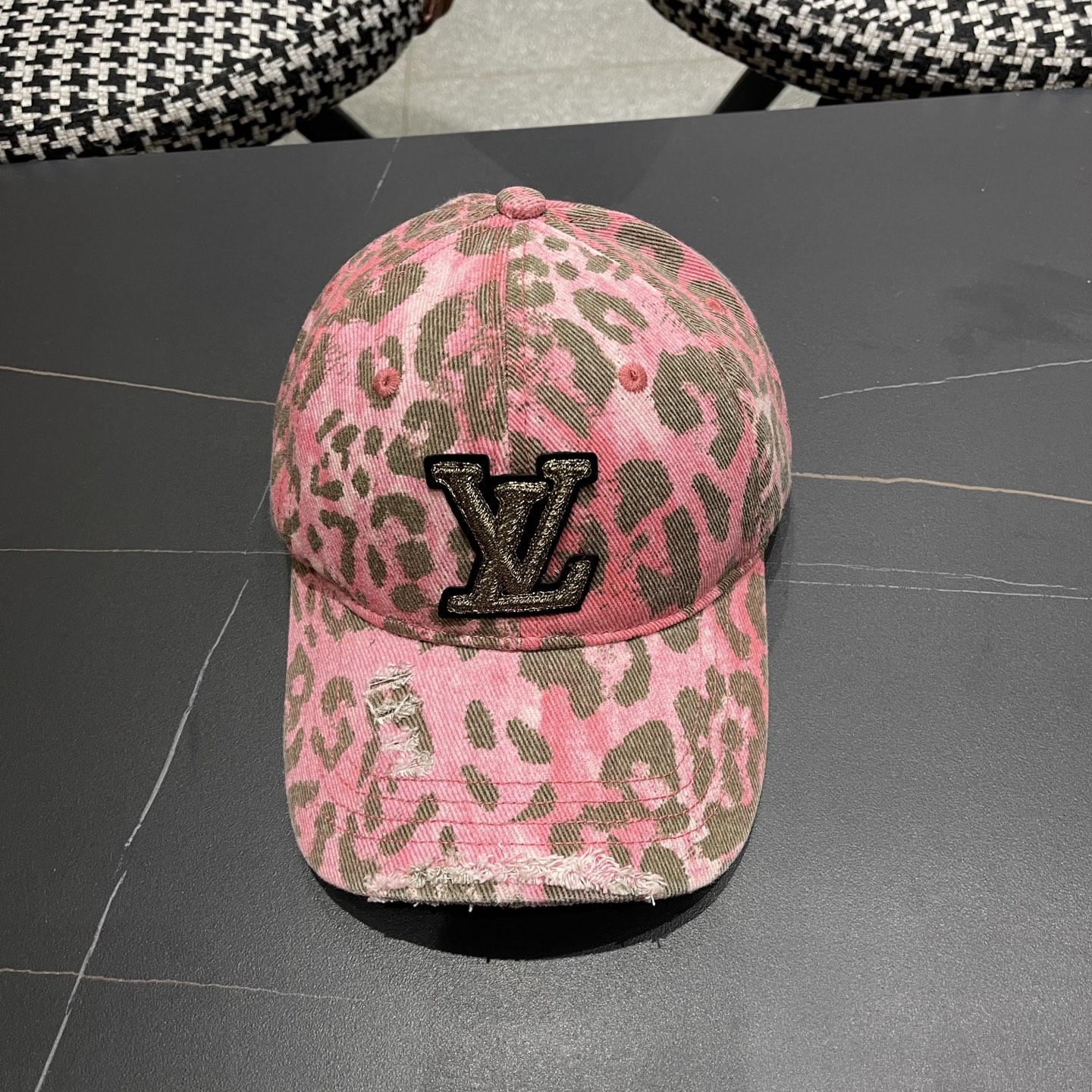 棒球帽， 渔夫帽 Lv路易威登 新款豹纹棒球帽 女韩版百搭日系复
古盆帽潮渔夫帽女