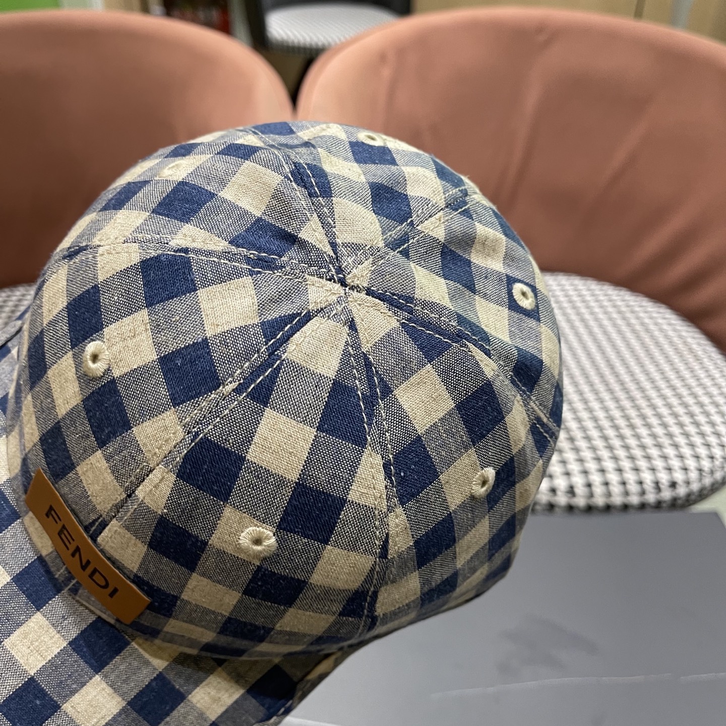 Fendi（芬迪）2025帽子女春夏百搭波点鸭舌帽潮流格子条纹棒球帽