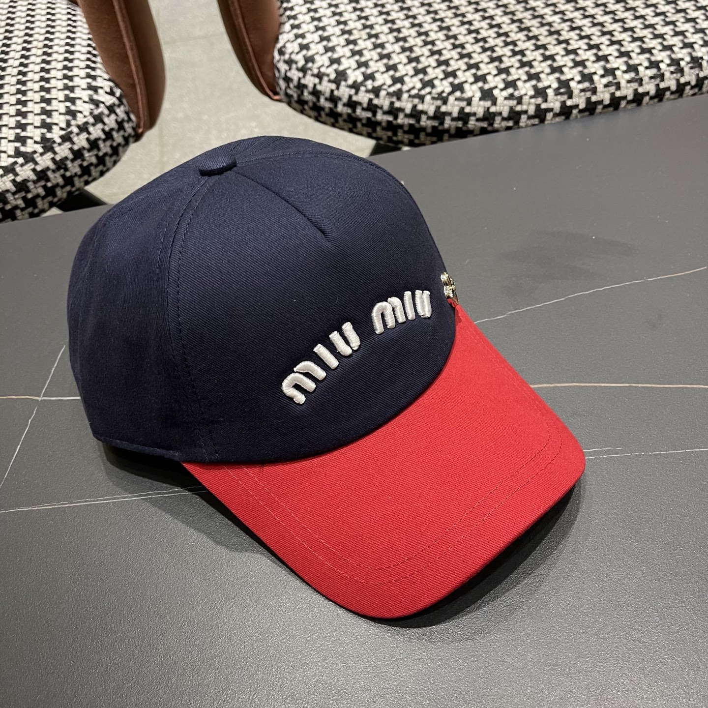  谬谬miumiu （小红书爆款推荐）原单春夏新款棒球帽，正品开模订制，原版做工细致质量超赞！