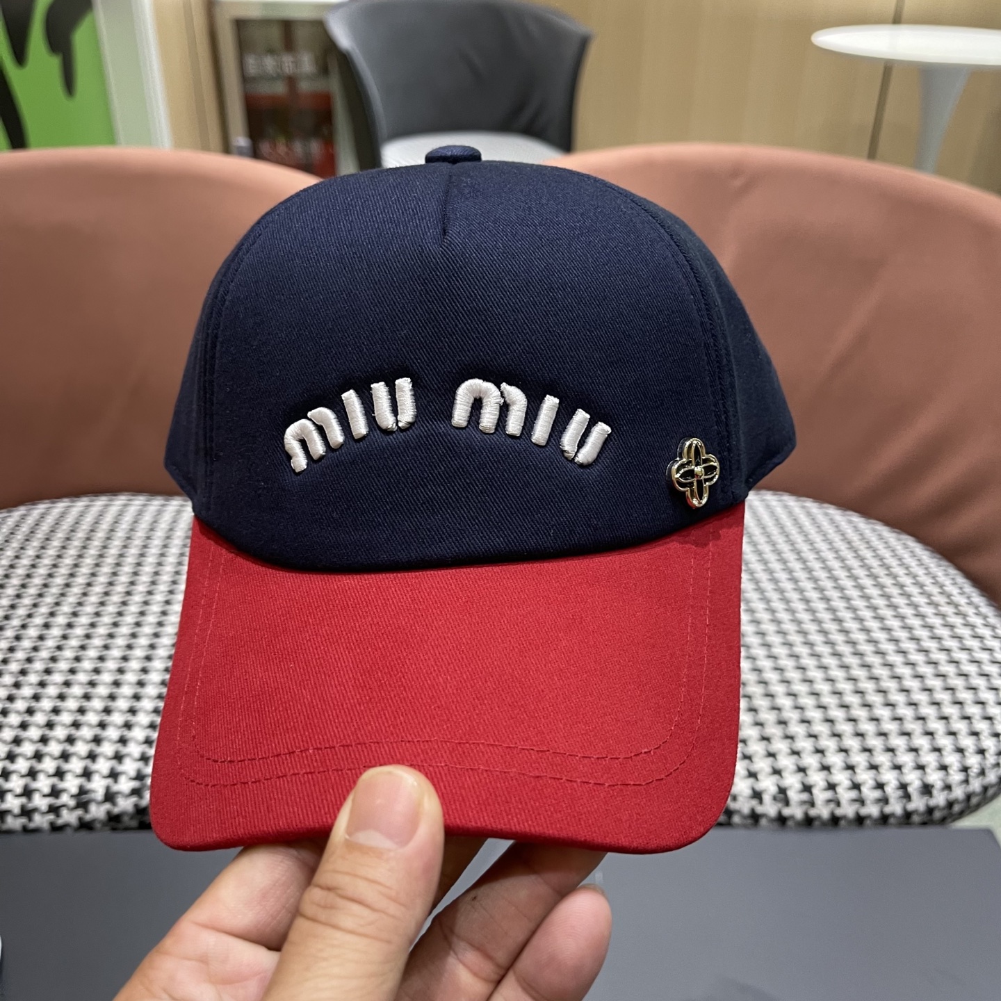  谬谬miumiu （小红书爆款推荐）原单春夏新款棒球帽，正品开模订制，原版做工细致质量超赞！