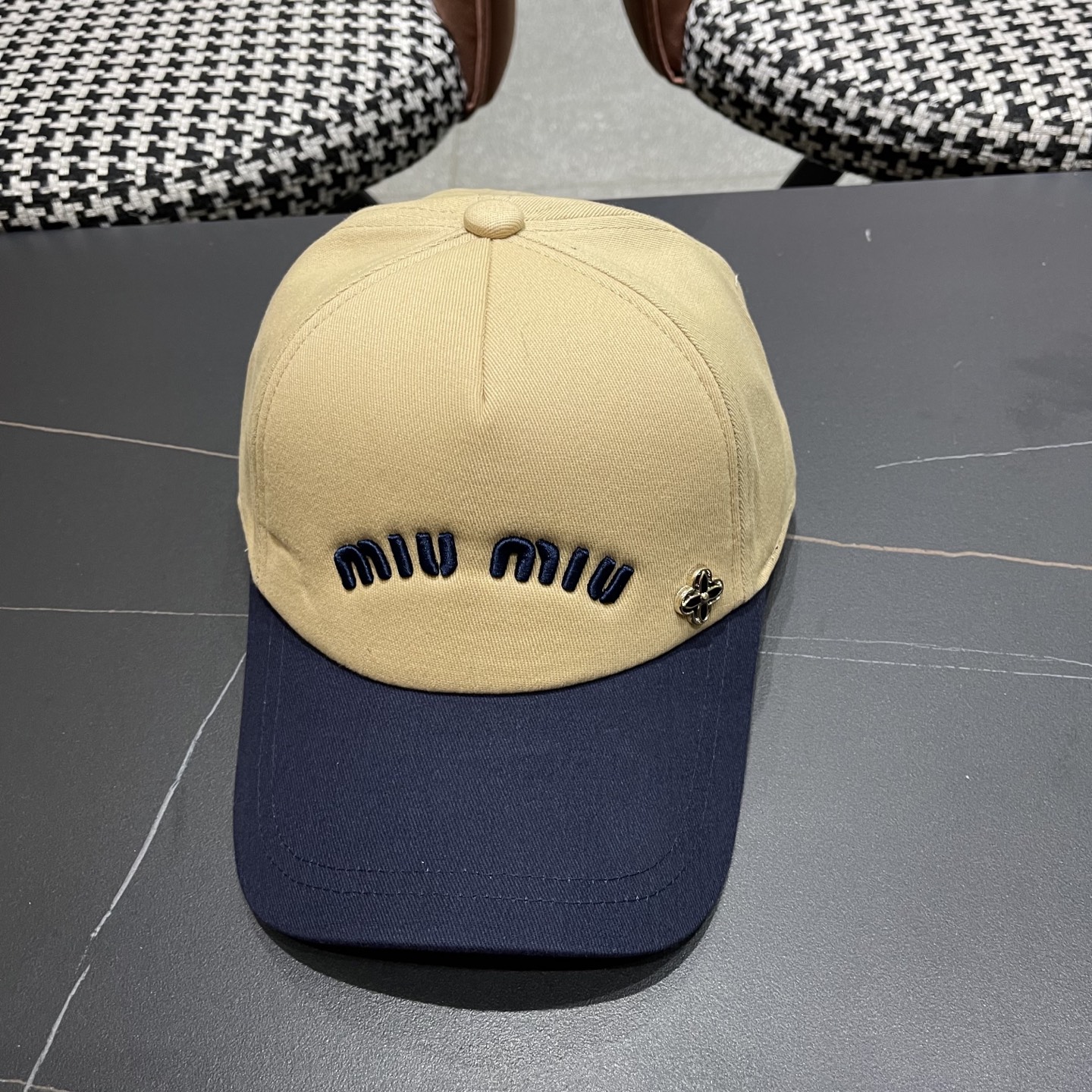  谬谬miumiu （小红书爆款推荐）原单春夏新款棒球帽，正品开模订制，原版做工细致质量超赞！