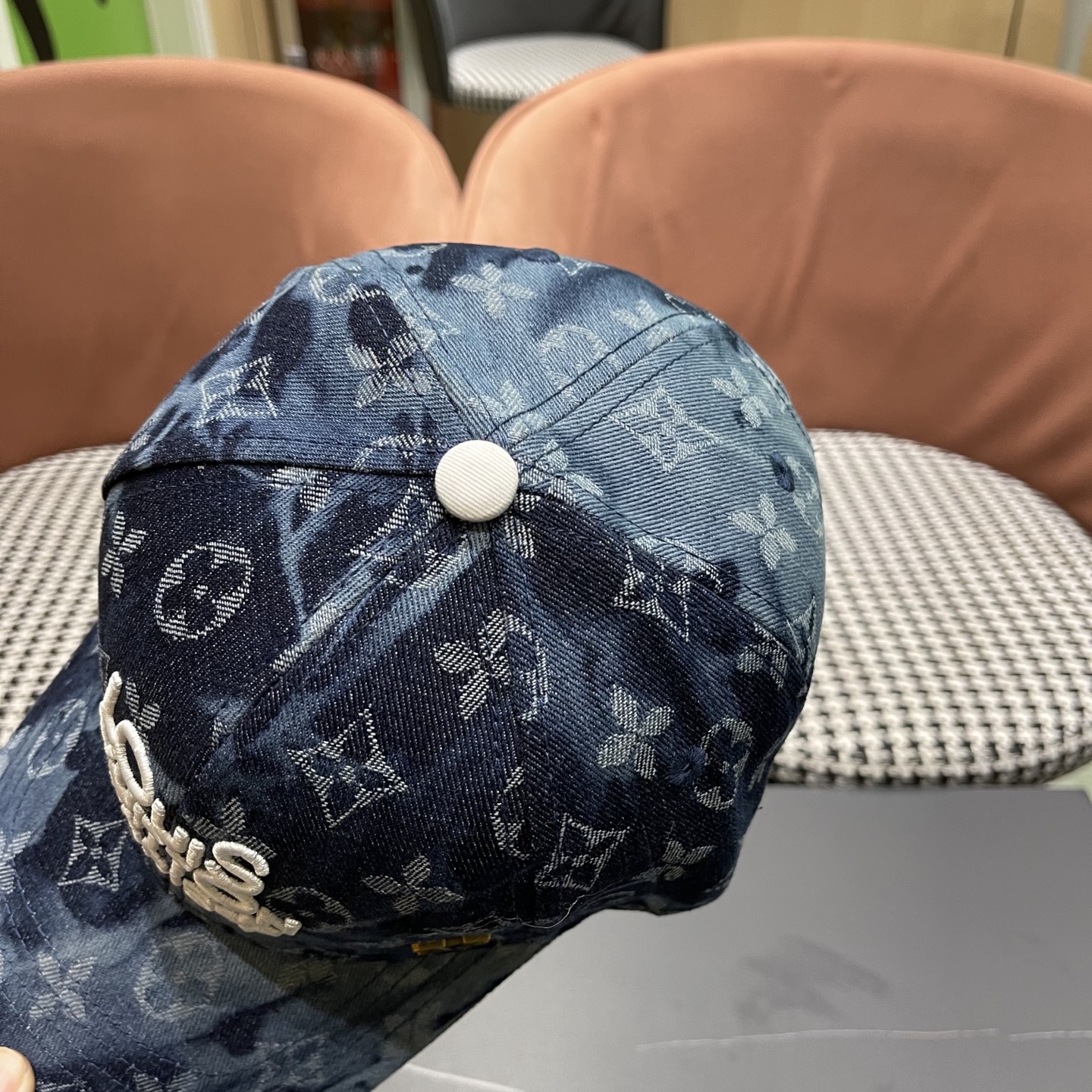 🧢路易威登棒球帽 LouisVuitton😍2025新款LV棒球帽，重工打造♥️高端大气，百搭款🤗男女通