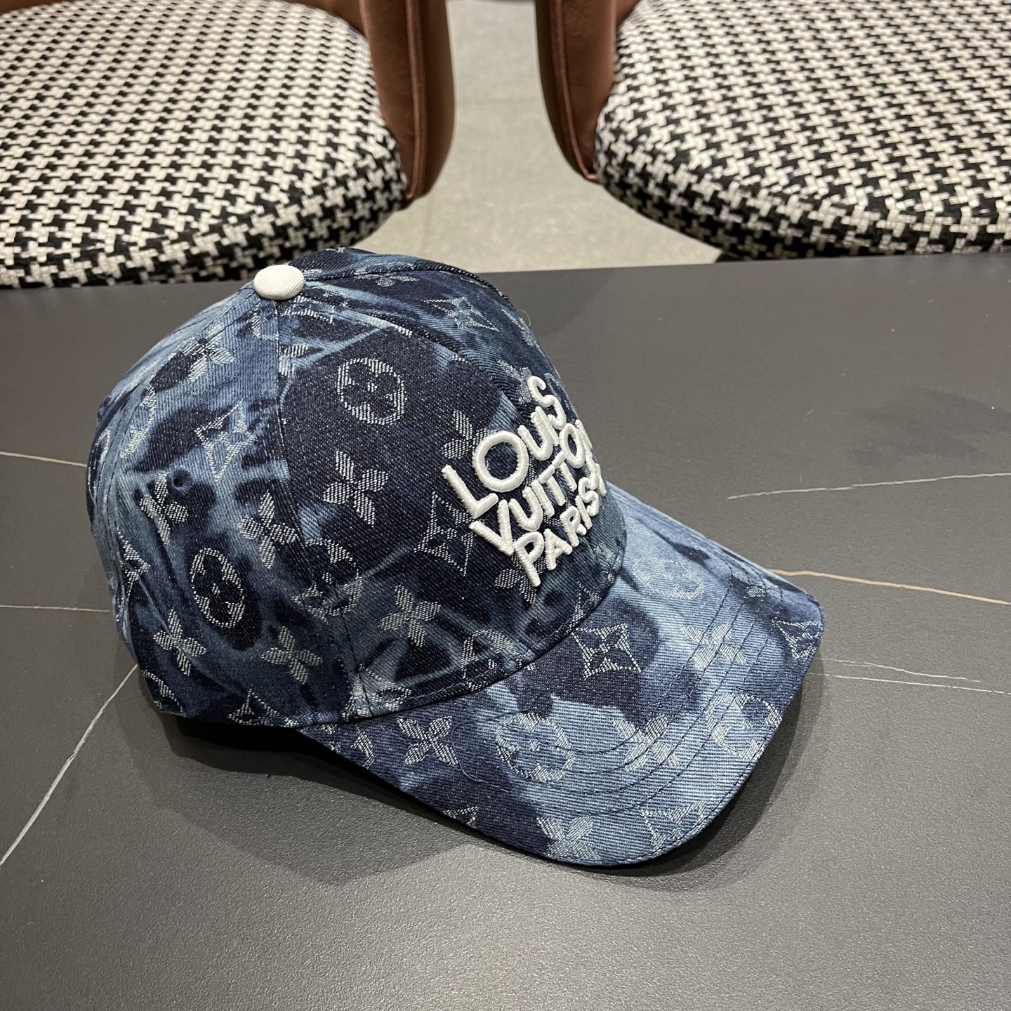 🧢路易威登棒球帽 LouisVuitton😍2025新款LV棒球帽，重工打造♥️高端大气，百搭款🤗男女通
