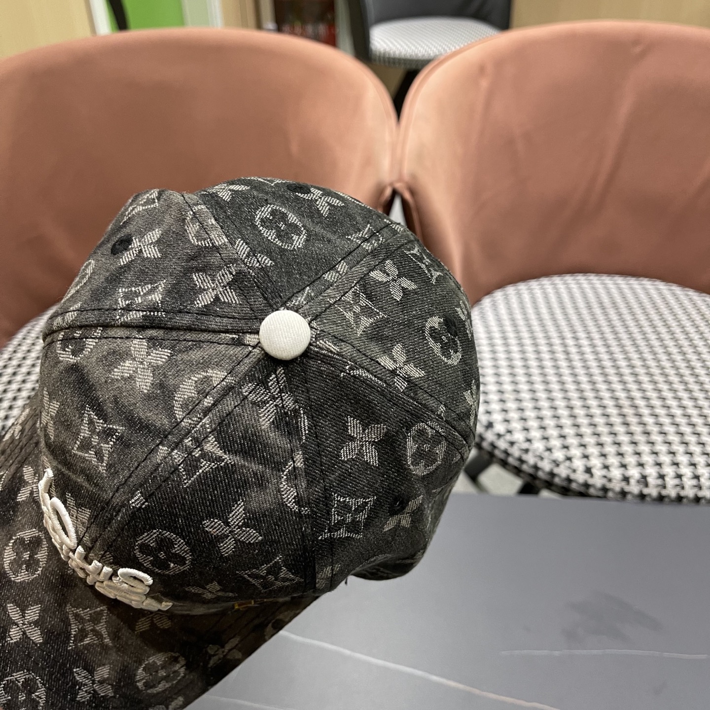 🧢路易威登棒球帽 LouisVuitton😍2025新款LV棒球帽，重工打造♥️高端大气，百搭款🤗男女通