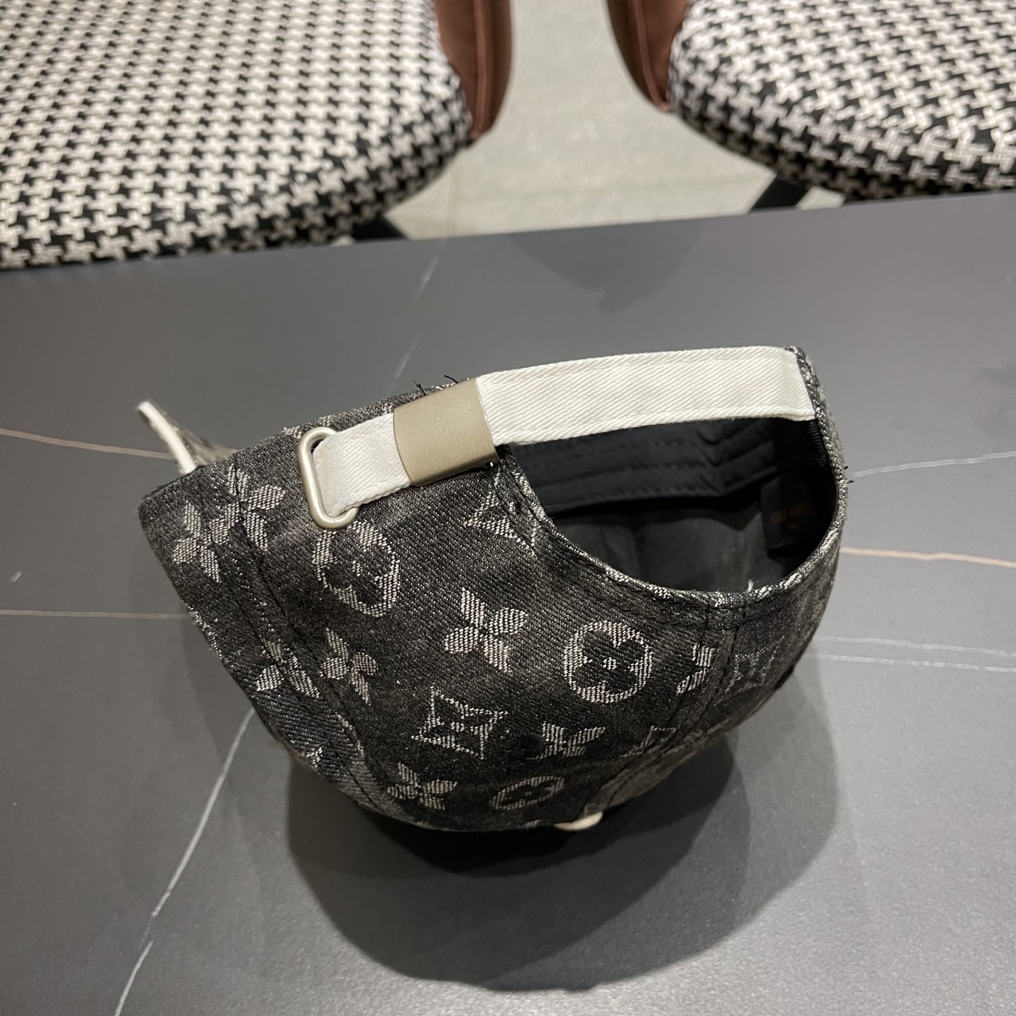 🧢路易威登棒球帽 LouisVuitton😍2025新款LV棒球帽，重工打造♥️高端大气，百搭款🤗男女通