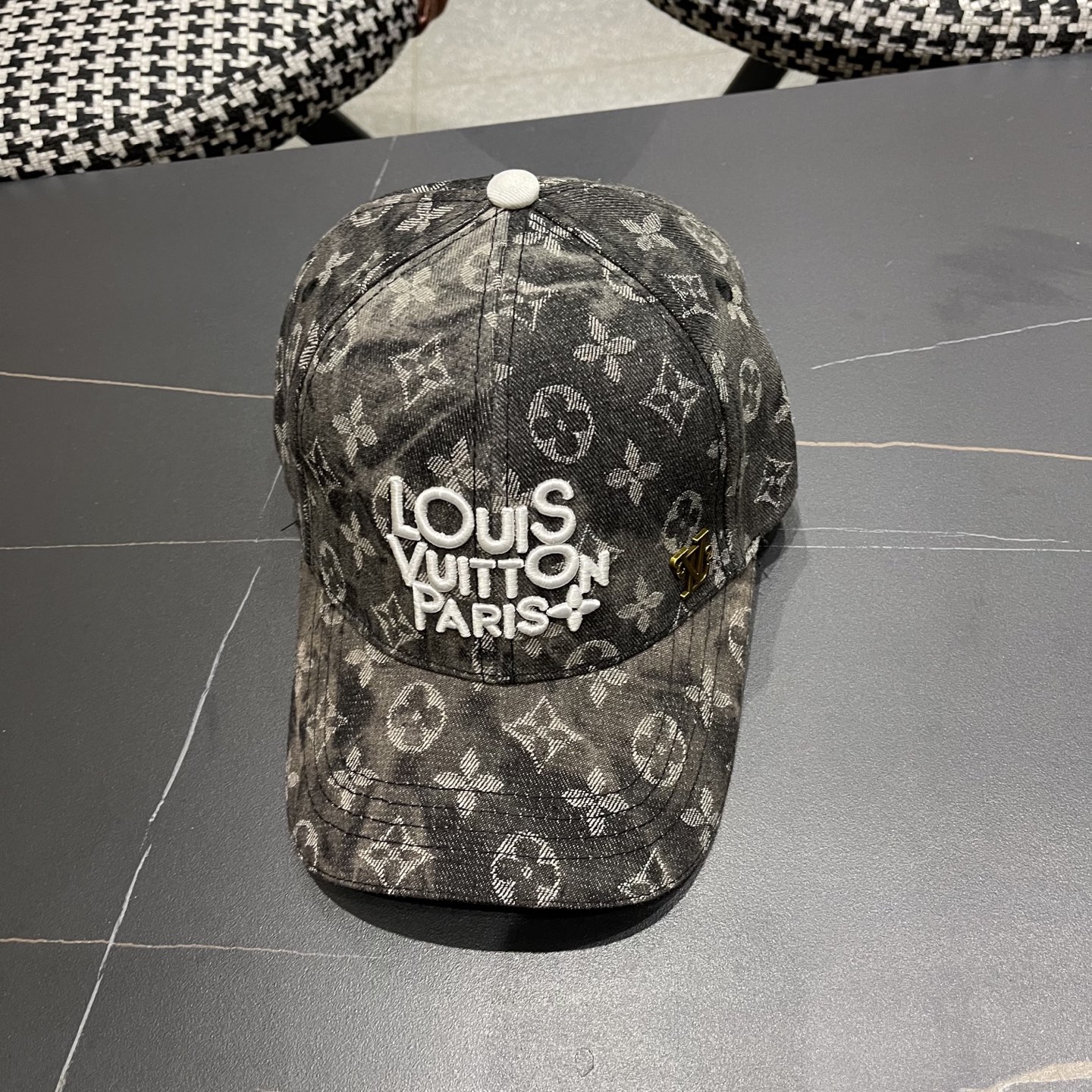🧢路易威登棒球帽 LouisVuitton😍2025新款LV棒球帽，重工打造♥️高端大气，百搭款🤗男女通