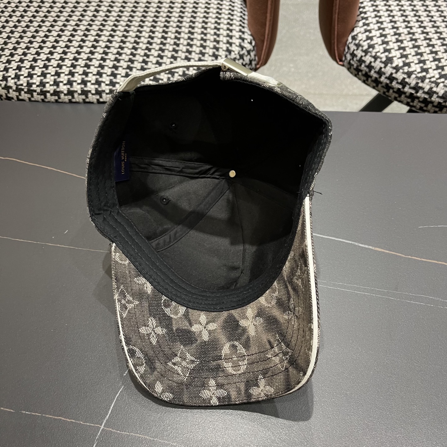 🧢路易威登棒球帽 LouisVuitton😍2025新款LV棒球帽，重工打造♥️高端大气，百搭款🤗男女通