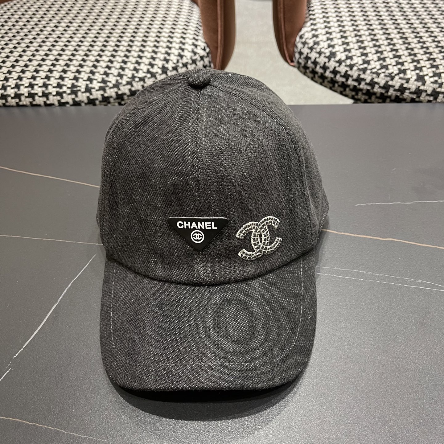 NO:353935,CHANEL Chanel] 2025 new baseball cap, new model shipped, big brand models are super easy to match, buy them now!  Hat Straw Hat Fisherman Hat Baseball Hat, Hats, Chanel, Chanel, espadrilles, hatsCHANEL香奈儿】2025新款棒球帽,新款出货,大牌款超好搭配,赶紧入手！帽子草帽渔夫帽棒球帽,帽子,chanel,chanel,espadrilles,hats,hat