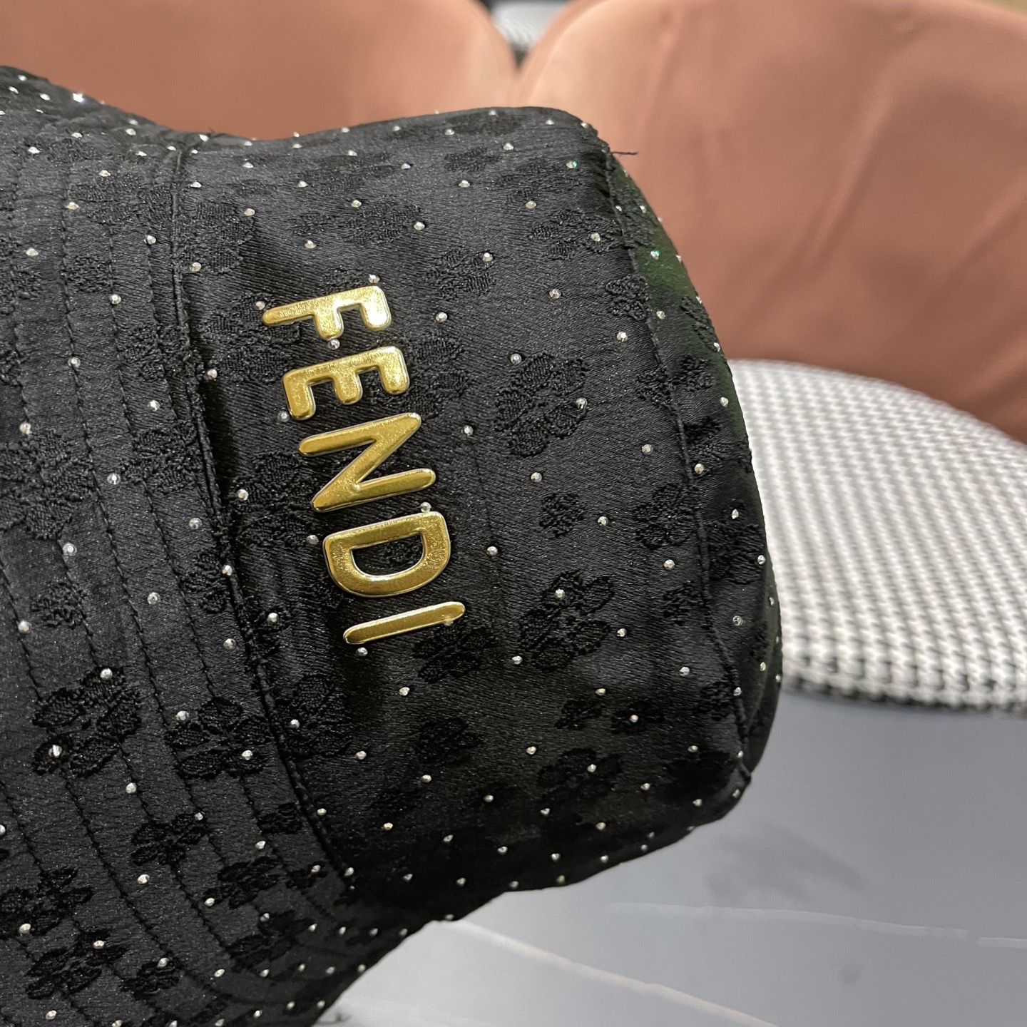 FENDI芬迪韩国全钻烫钻绣花渔夫帽女夏满水钻显脸小出游时尚盆帽可折叠防晒