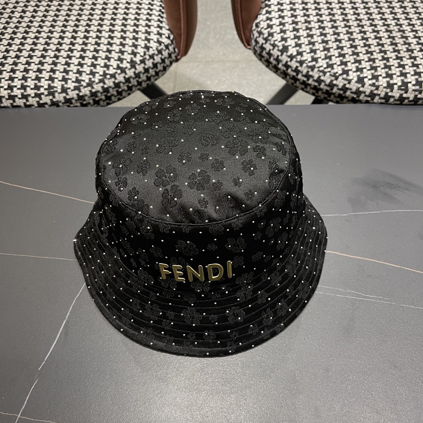 FENDI芬迪韩国全钻烫钻绣花渔夫帽女夏满水钻显脸小出游时尚盆帽可折叠防晒