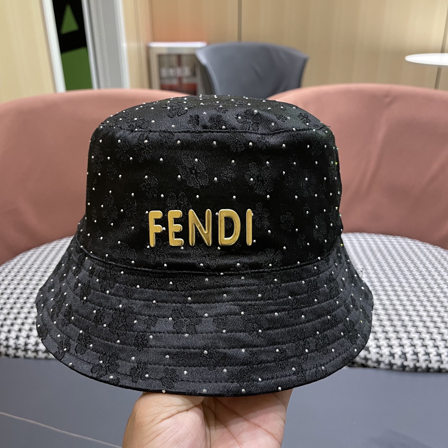 FENDI芬迪韩国全钻烫钻绣花渔夫帽女夏满水钻显脸小出游时尚盆帽可折叠防晒