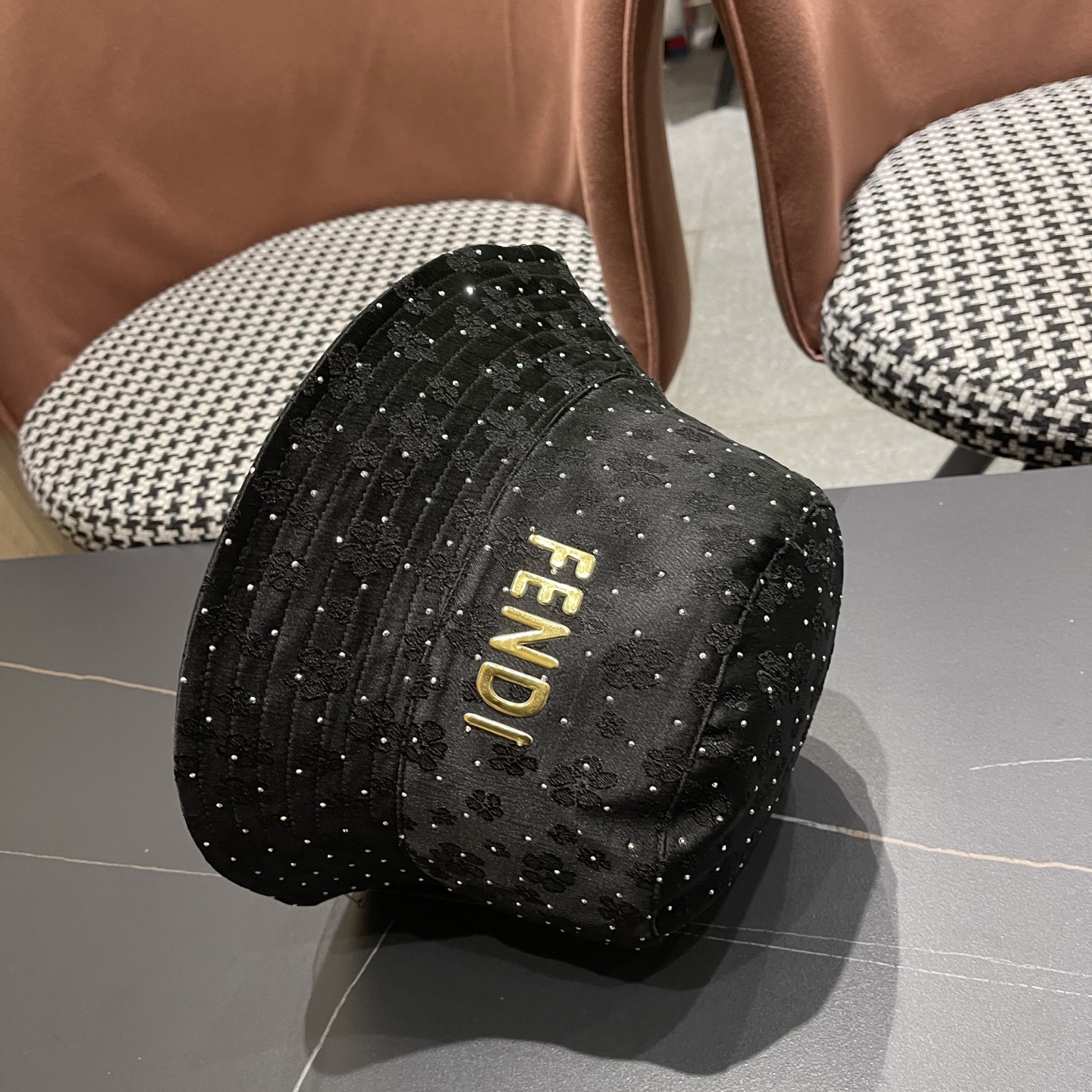 FENDI芬迪韩国全钻烫钻绣花渔夫帽女夏满水钻显脸小出游时尚盆帽可折叠防晒