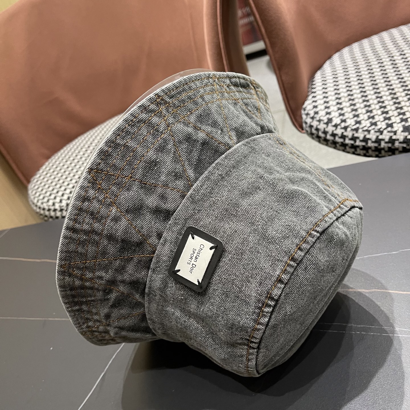  Doir迪奥2025牛仔渔夫帽女春秋复古文艺水桶帽子显脸小百搭遮阳防晒素颜盆帽潮