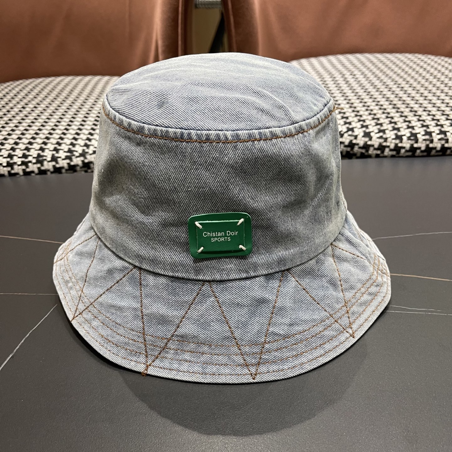 NO:227706,Doir Dior 2025 Cowboy Fisherman Hat Women Spring and Autumn Retro Literary Bucket Hat Showing Face Small and Versatile Sunscreen Basin Basin Hat Trendy Hat Straw Hat Fisherman Hat Baseball Hats, Hats, Dior, espadrilles, Hats19860909Doir迪奥2025牛仔渔夫帽女春秋复古文艺水桶帽子显脸小百搭遮阳防晒素颜盆帽潮帽子草帽渔夫帽棒球帽,帽子,dior,espadrilles,hats,hat