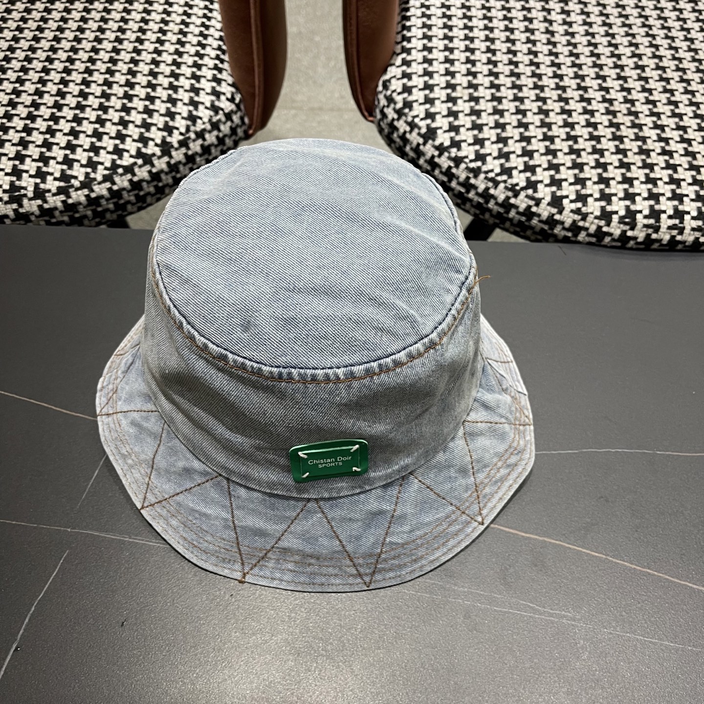  Doir迪奥2025牛仔渔夫帽女春秋复古文艺水桶帽子显脸小百搭遮阳防晒素颜盆帽潮